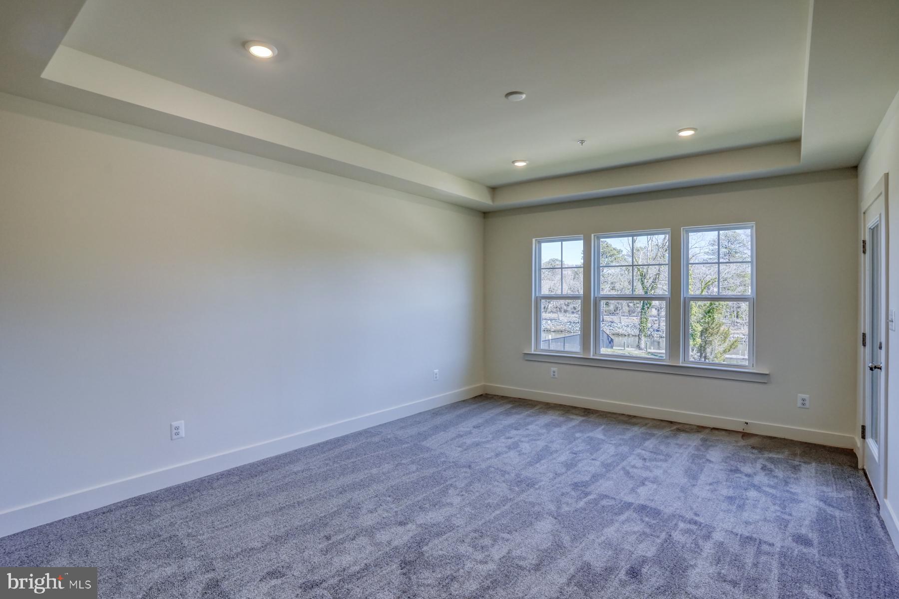 OYSTER HOUSE VILLAGE - Residential