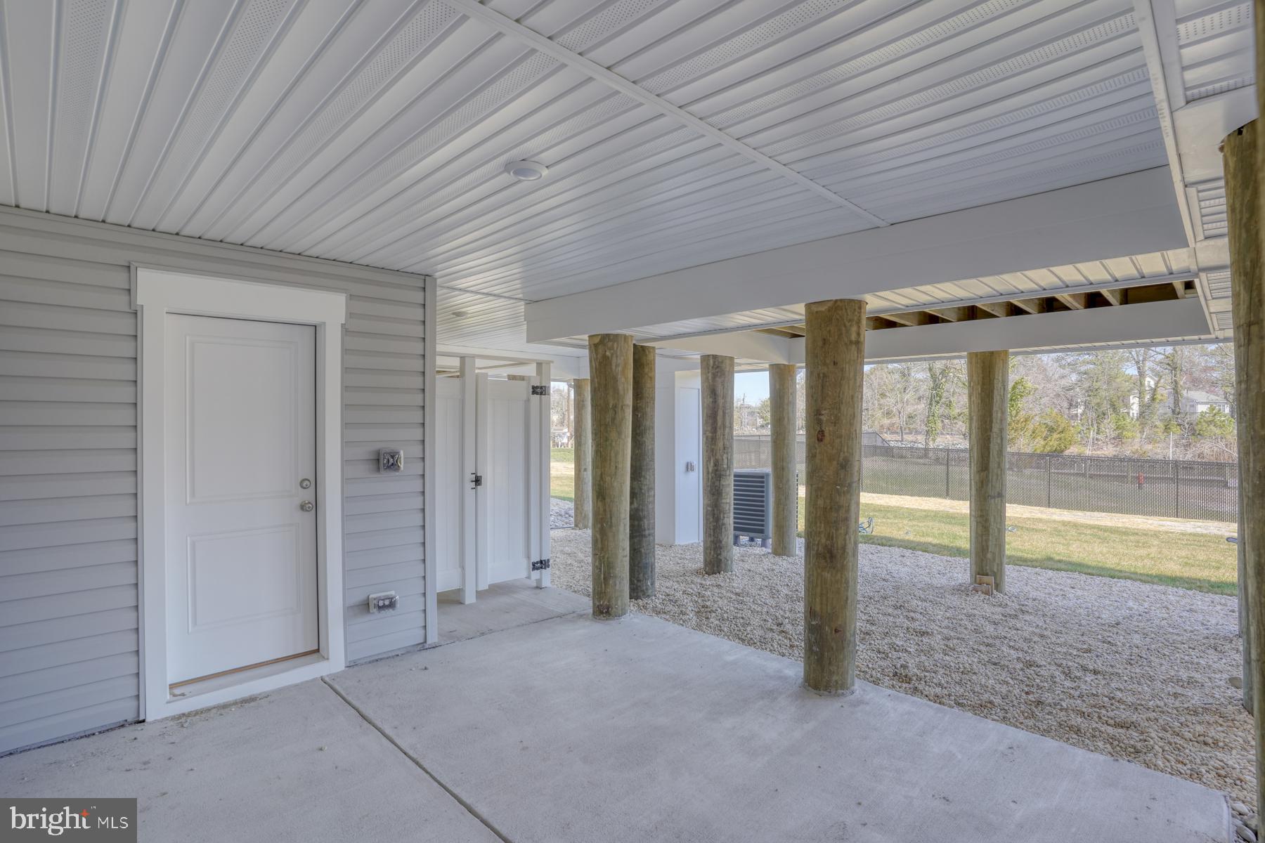 OYSTER HOUSE VILLAGE - Residential