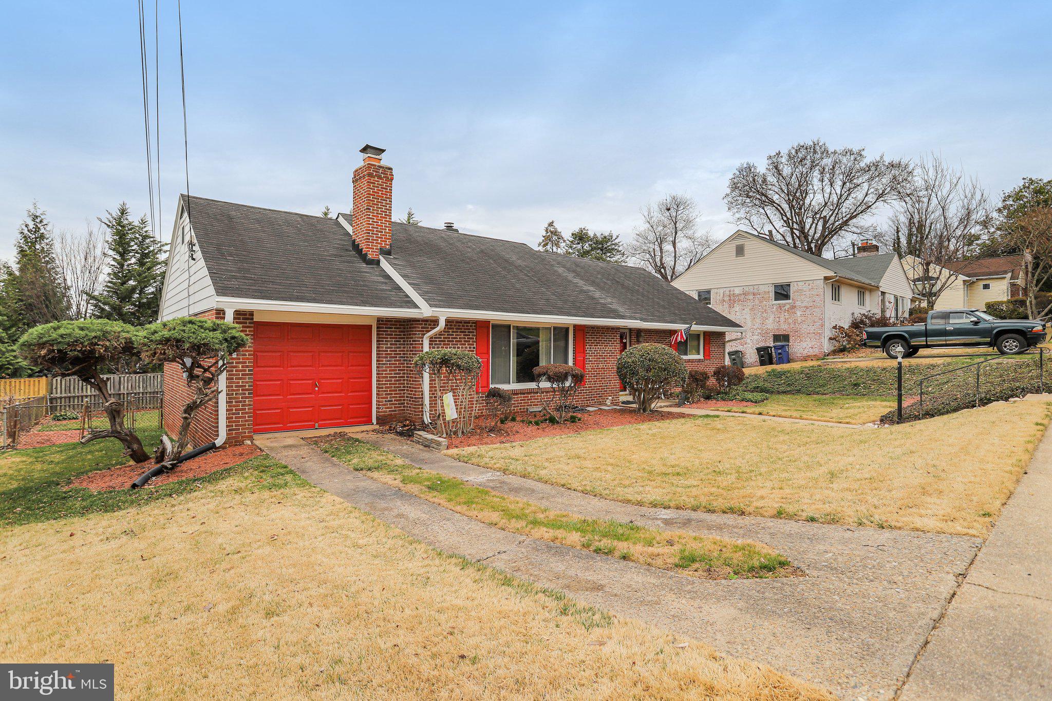 2118 N HUNTINGTON STREET