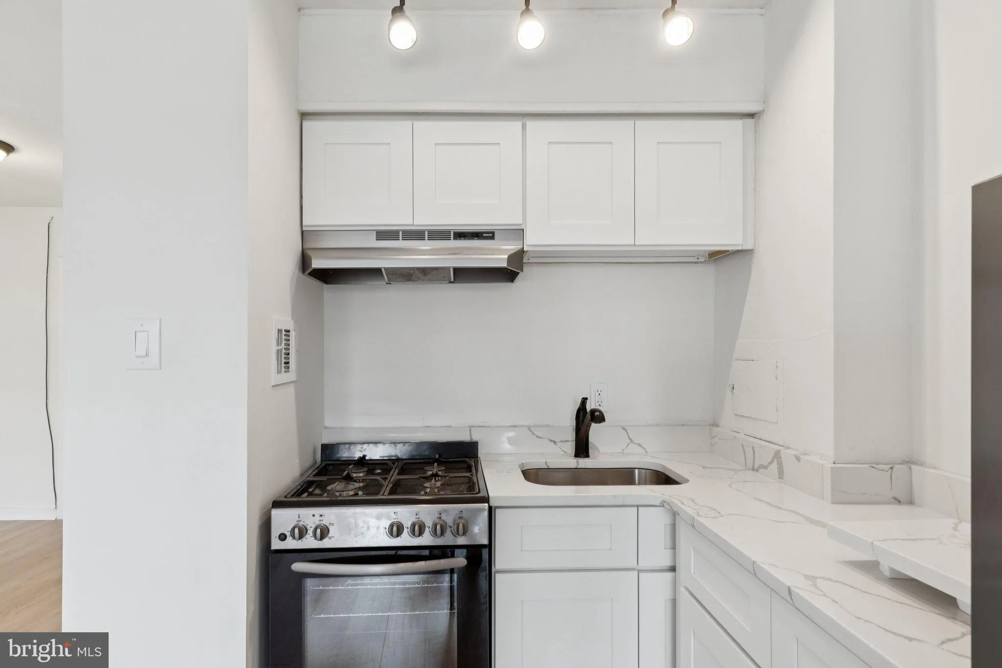 Philadelphia, Pennsylvania 19103, United States, ,1 BathroomBathrooms,Residential,Active,243422