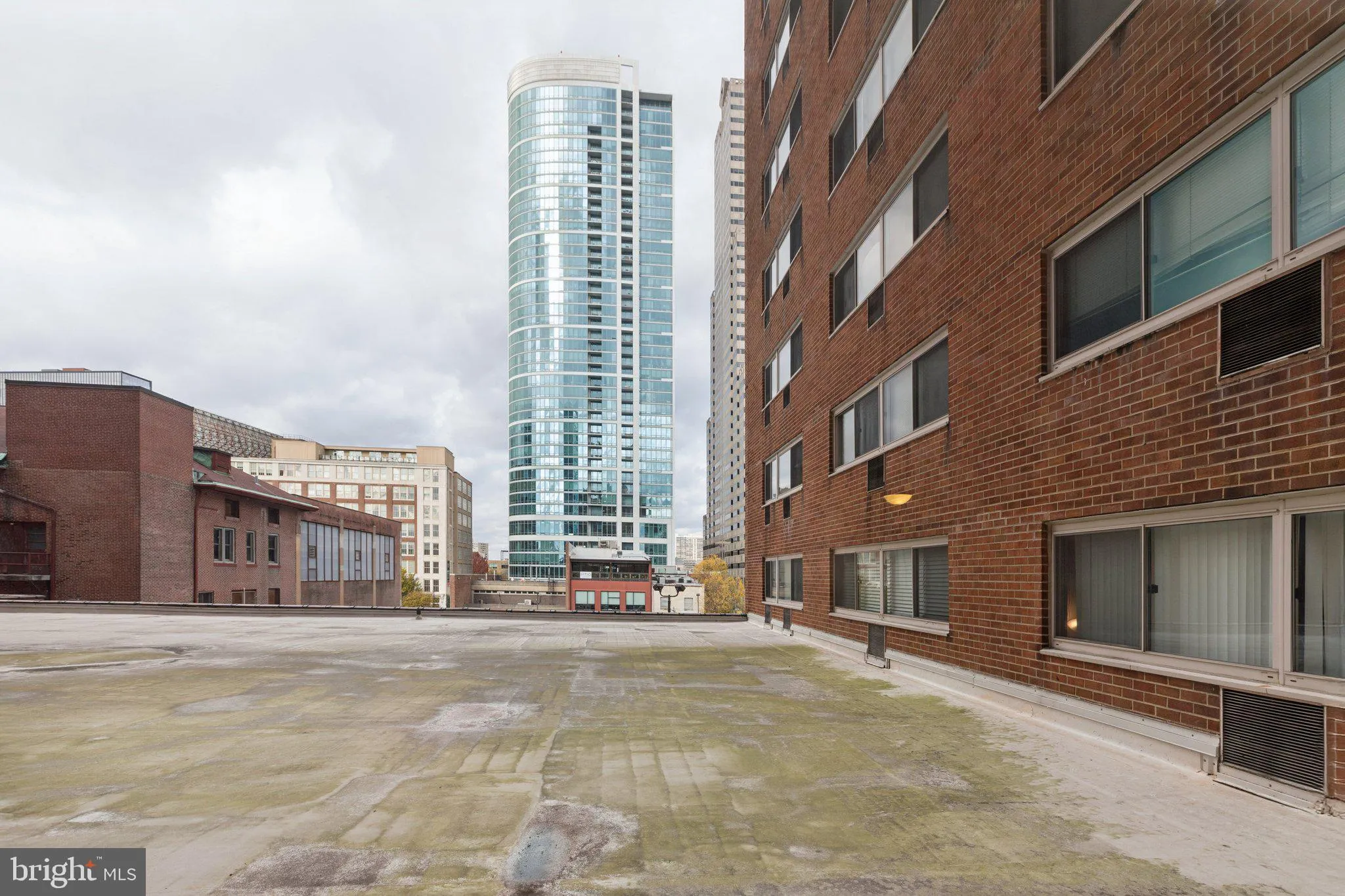 Philadelphia, Pennsylvania 19103, United States, ,1 BathroomBathrooms,Residential,Active,243422