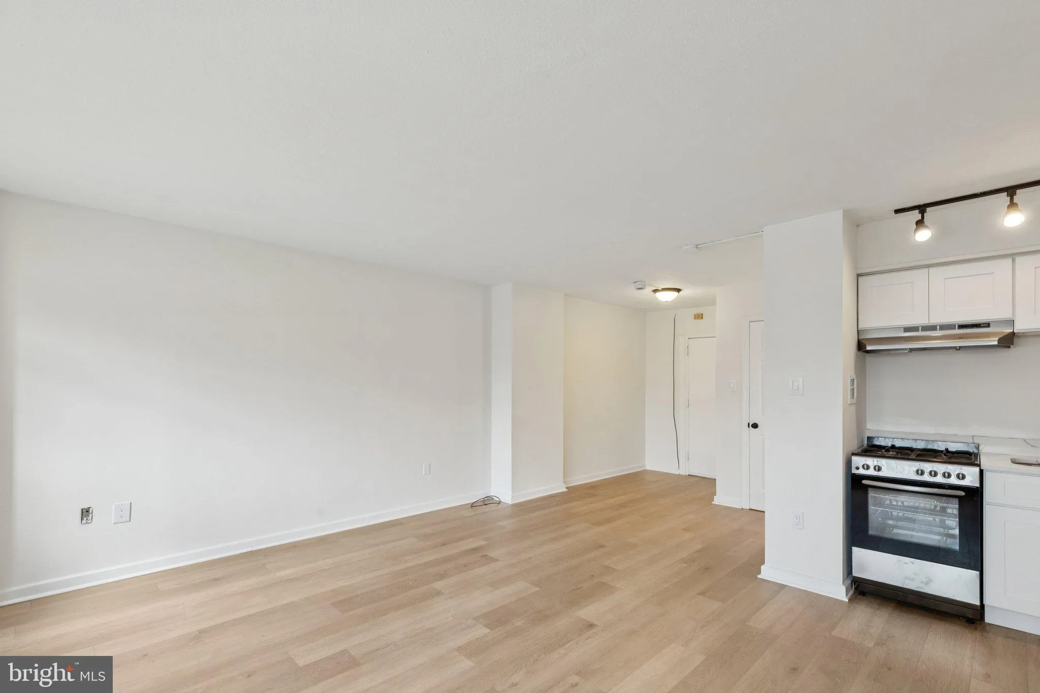 Philadelphia, Pennsylvania 19103, United States, ,1 BathroomBathrooms,Residential,Active,243422