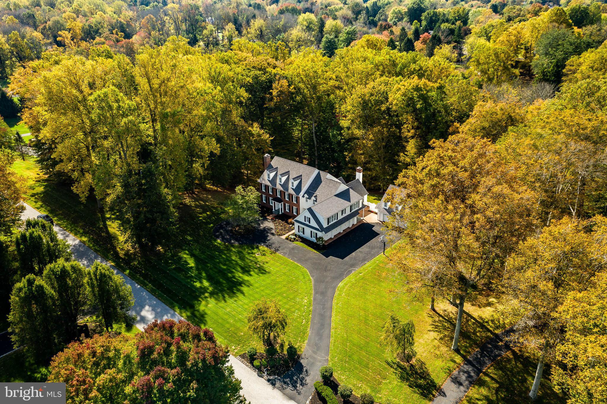 DEER POINTE - Residential