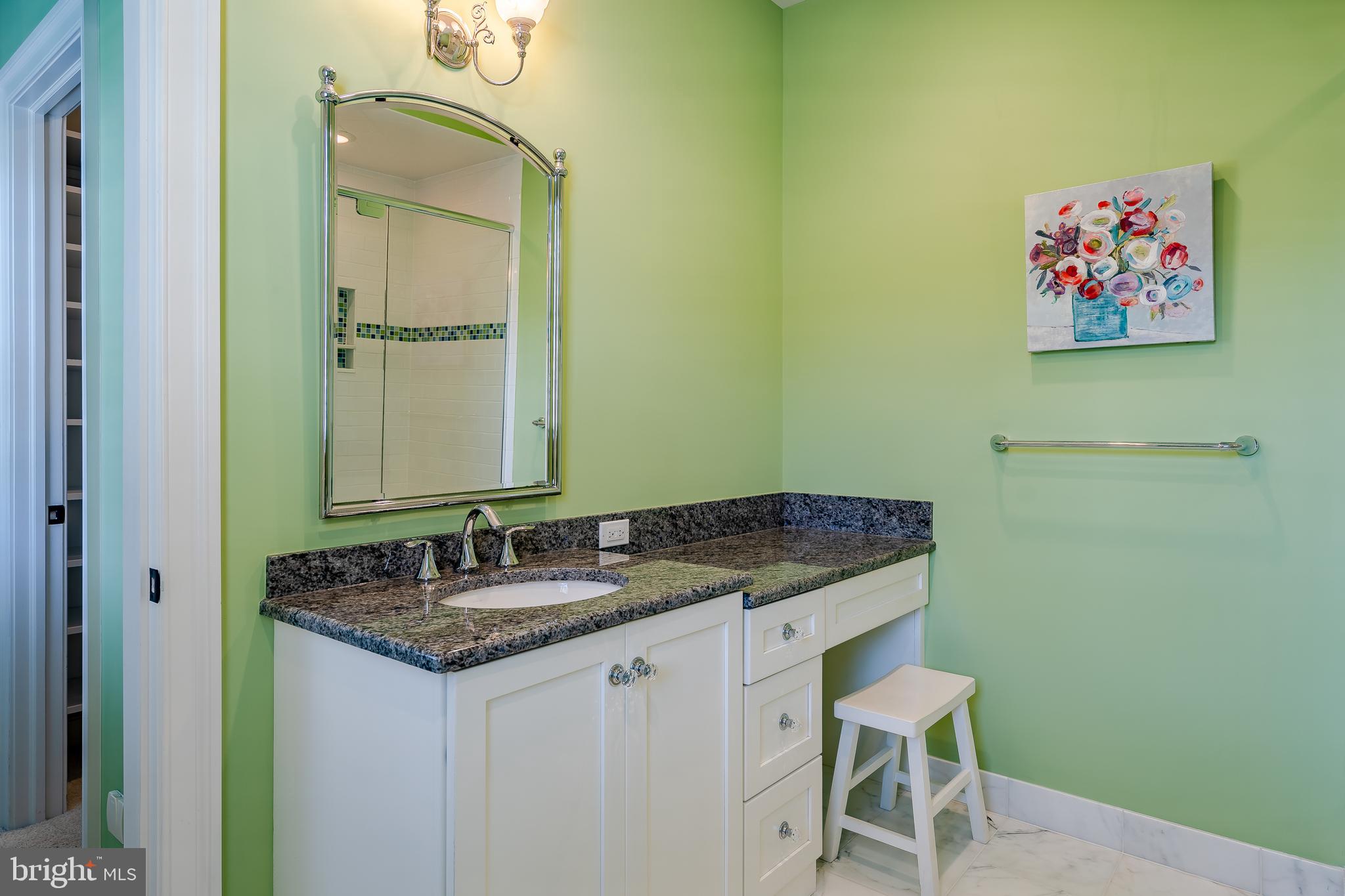 DEER POINTE - Residential