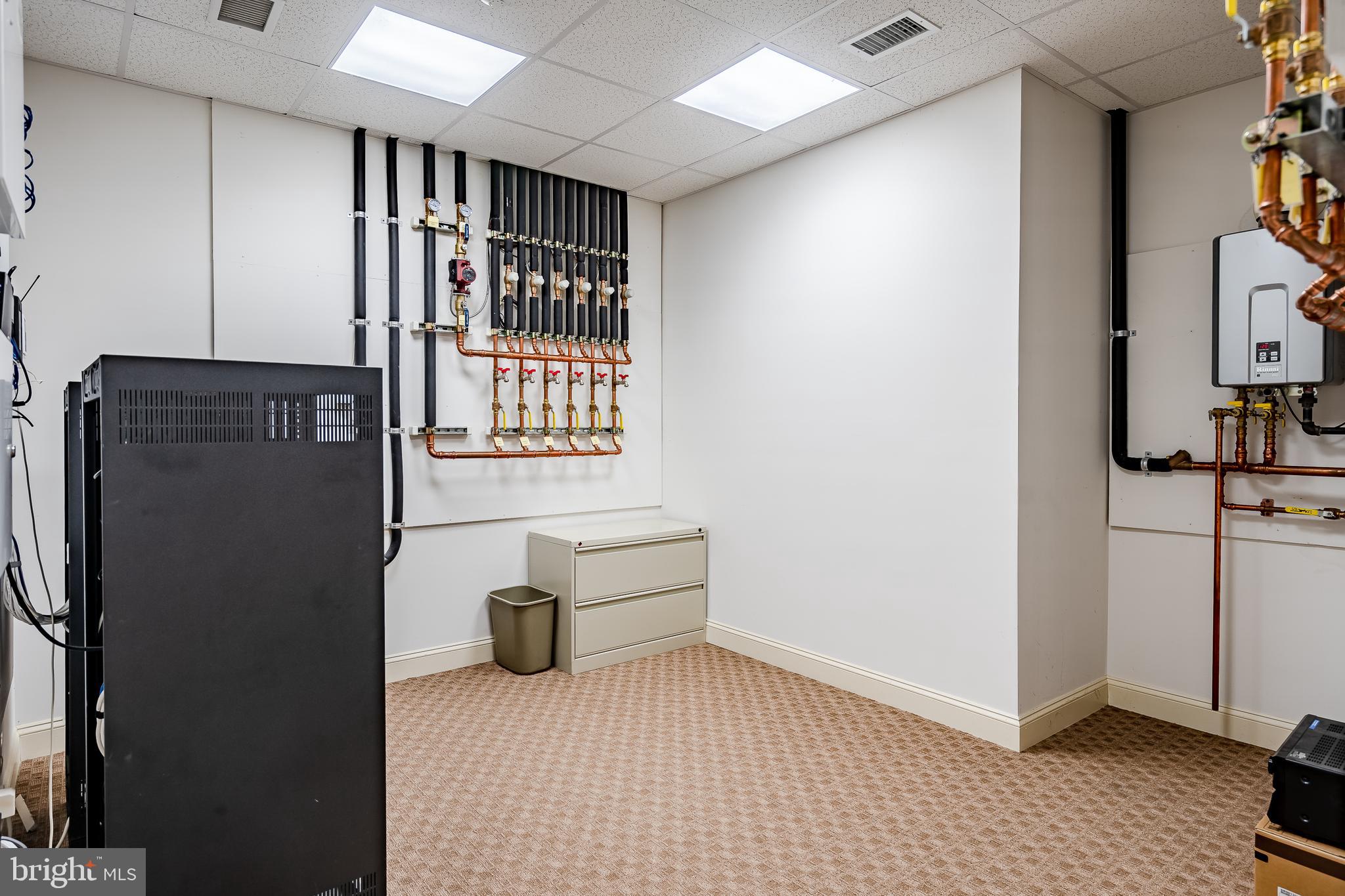 DEER POINTE - Residential