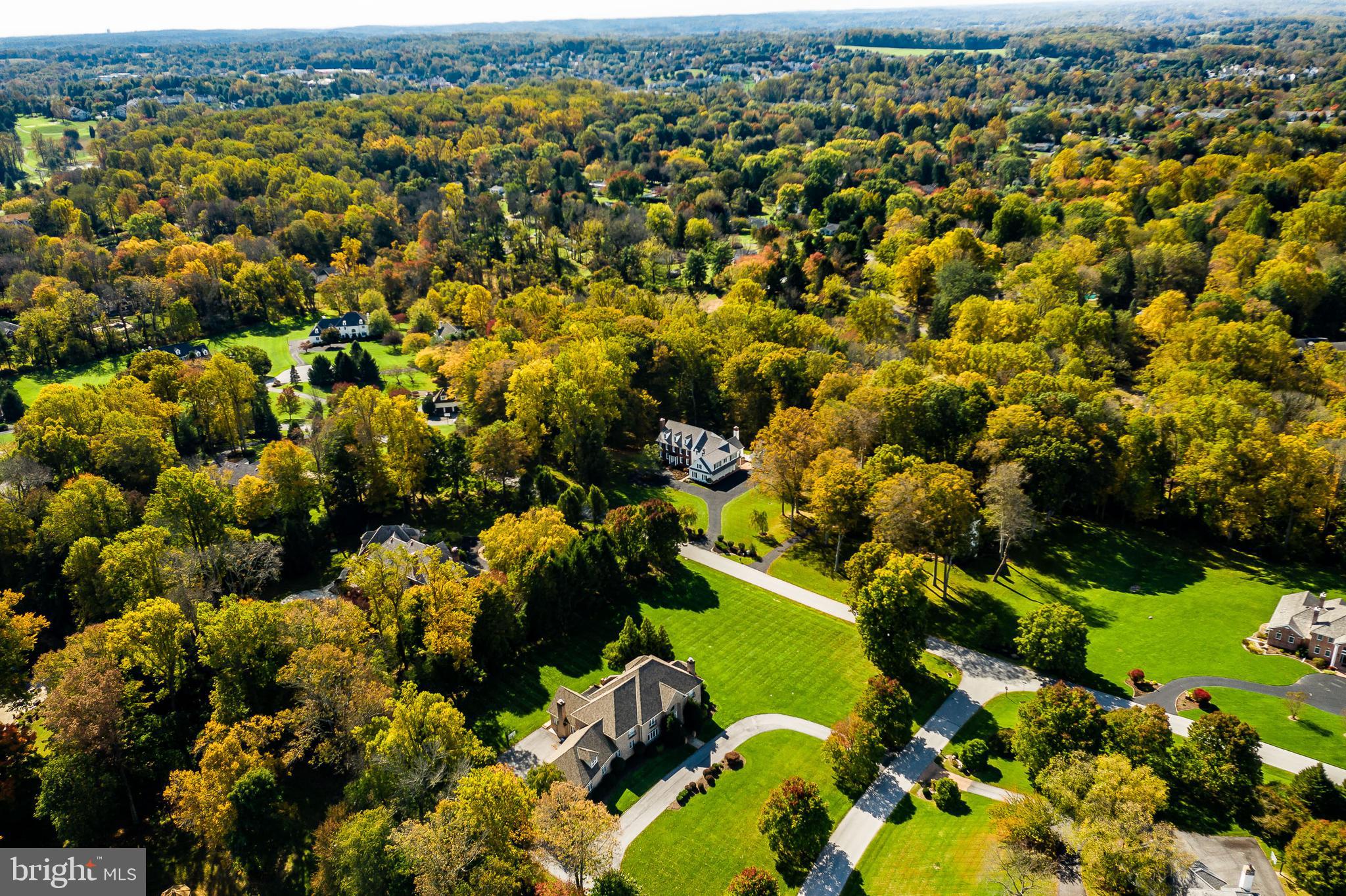 DEER POINTE - Residential