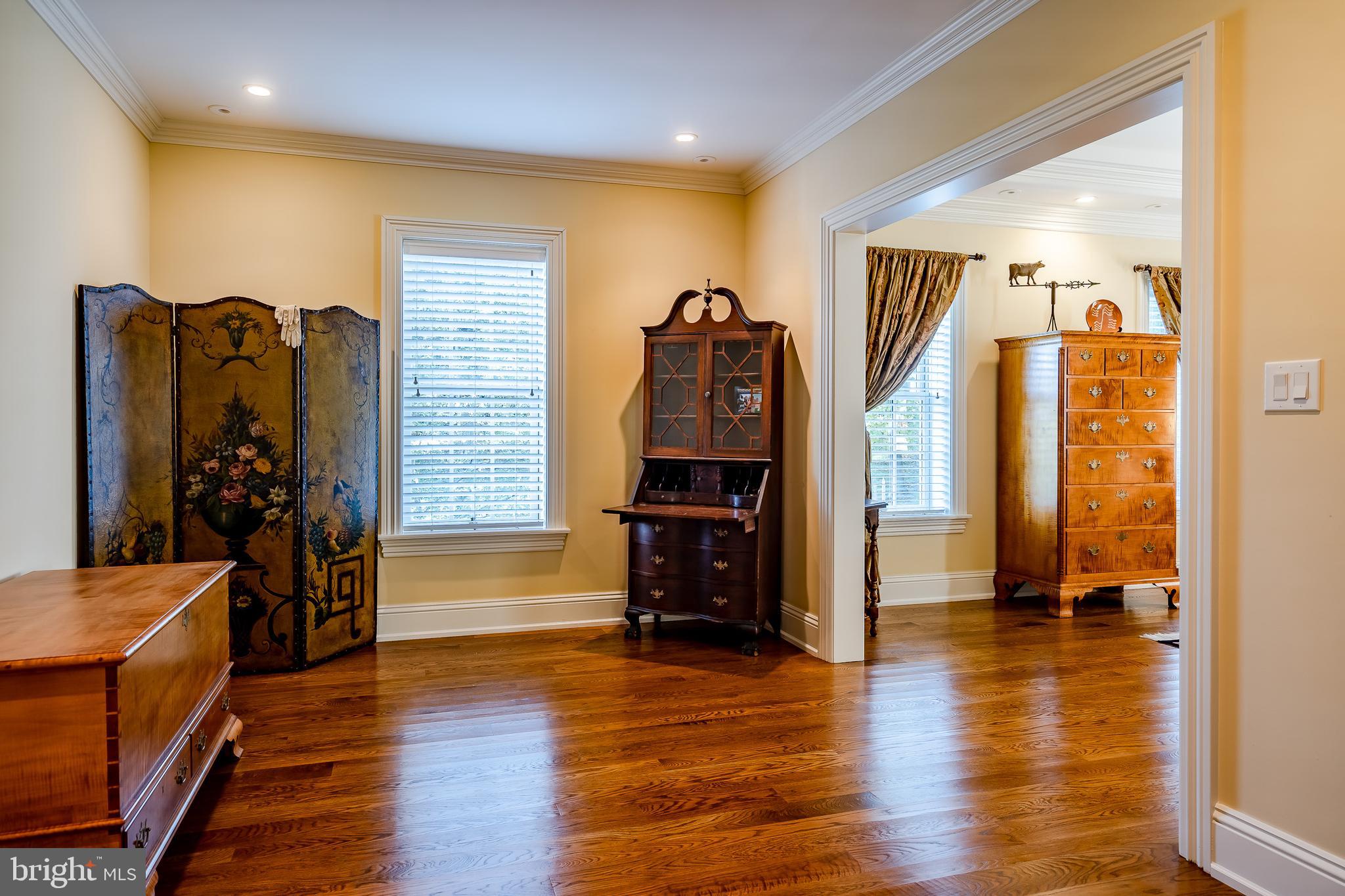 DEER POINTE - Residential