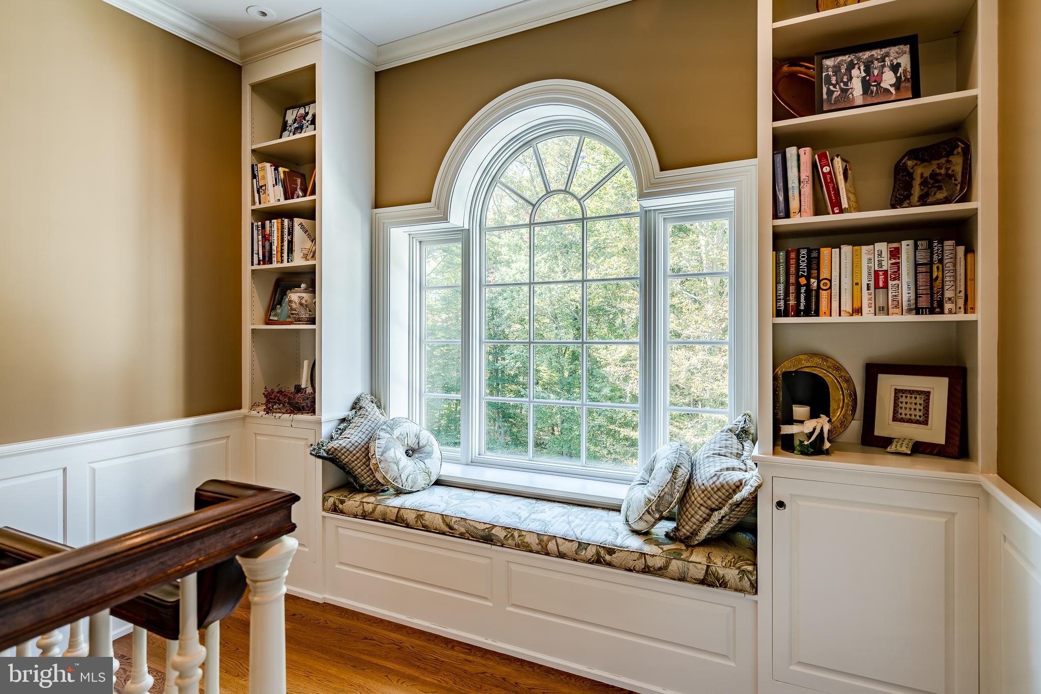 DEER POINTE - Residential