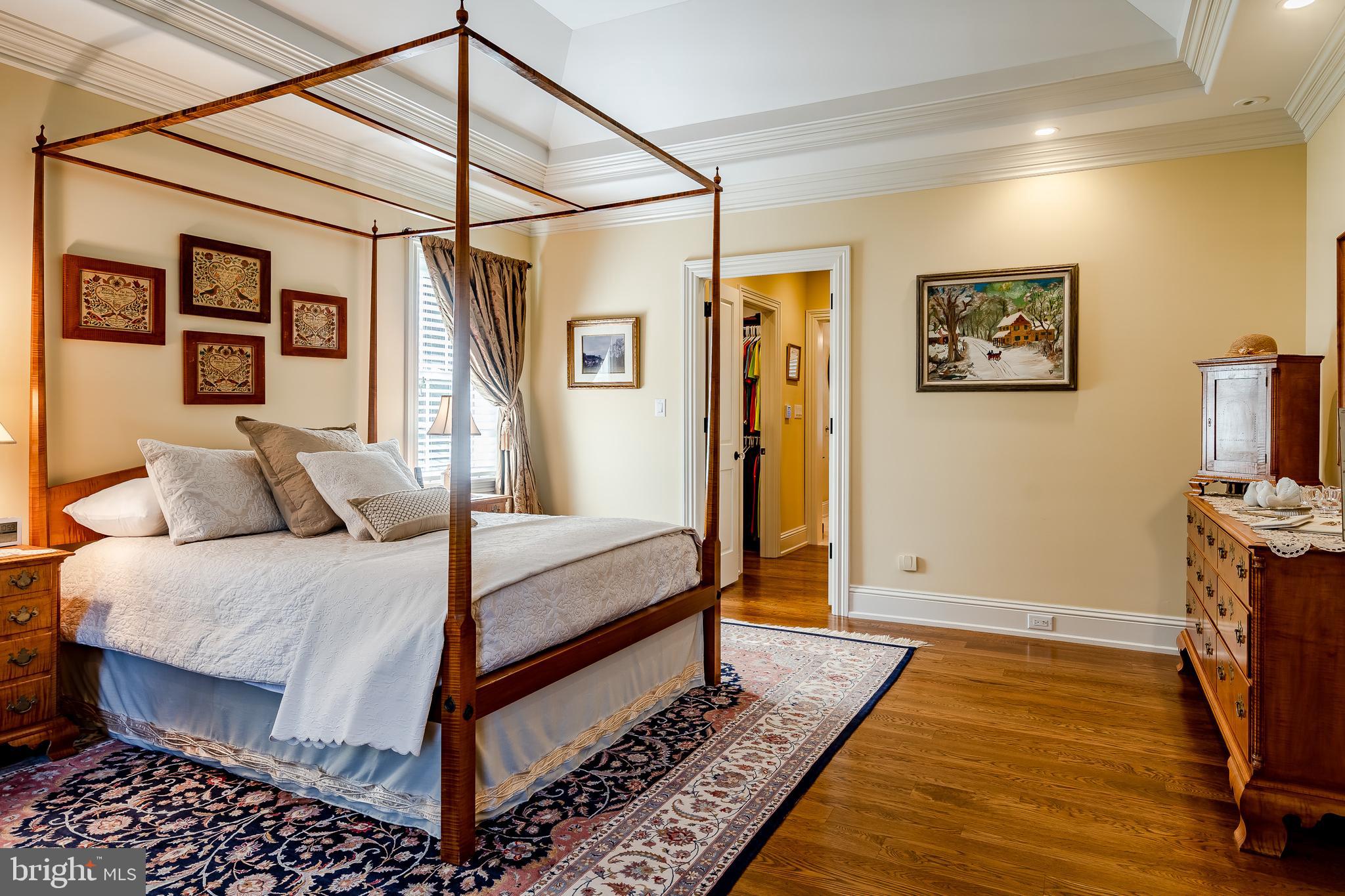 DEER POINTE - Residential