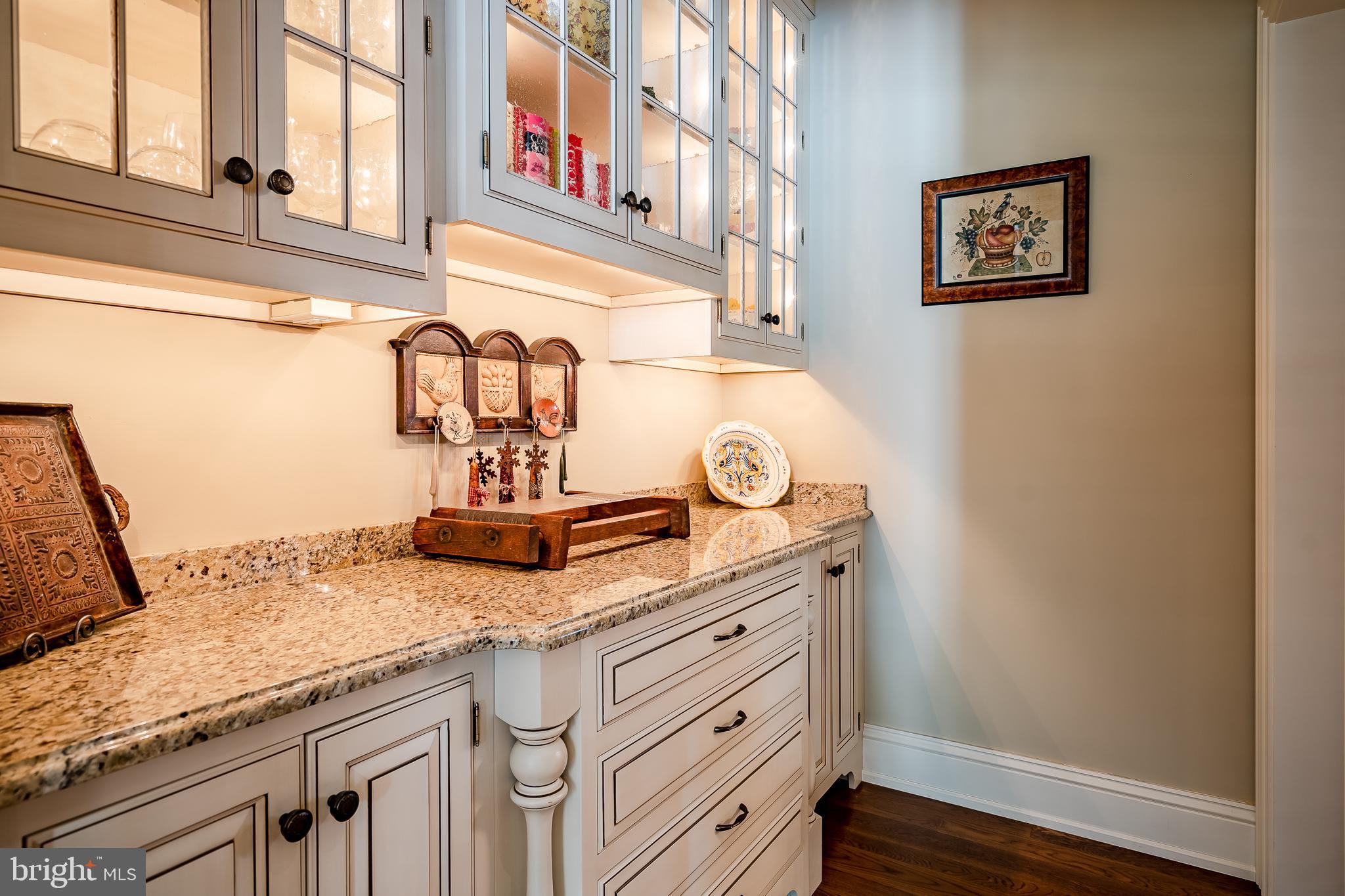 DEER POINTE - Residential