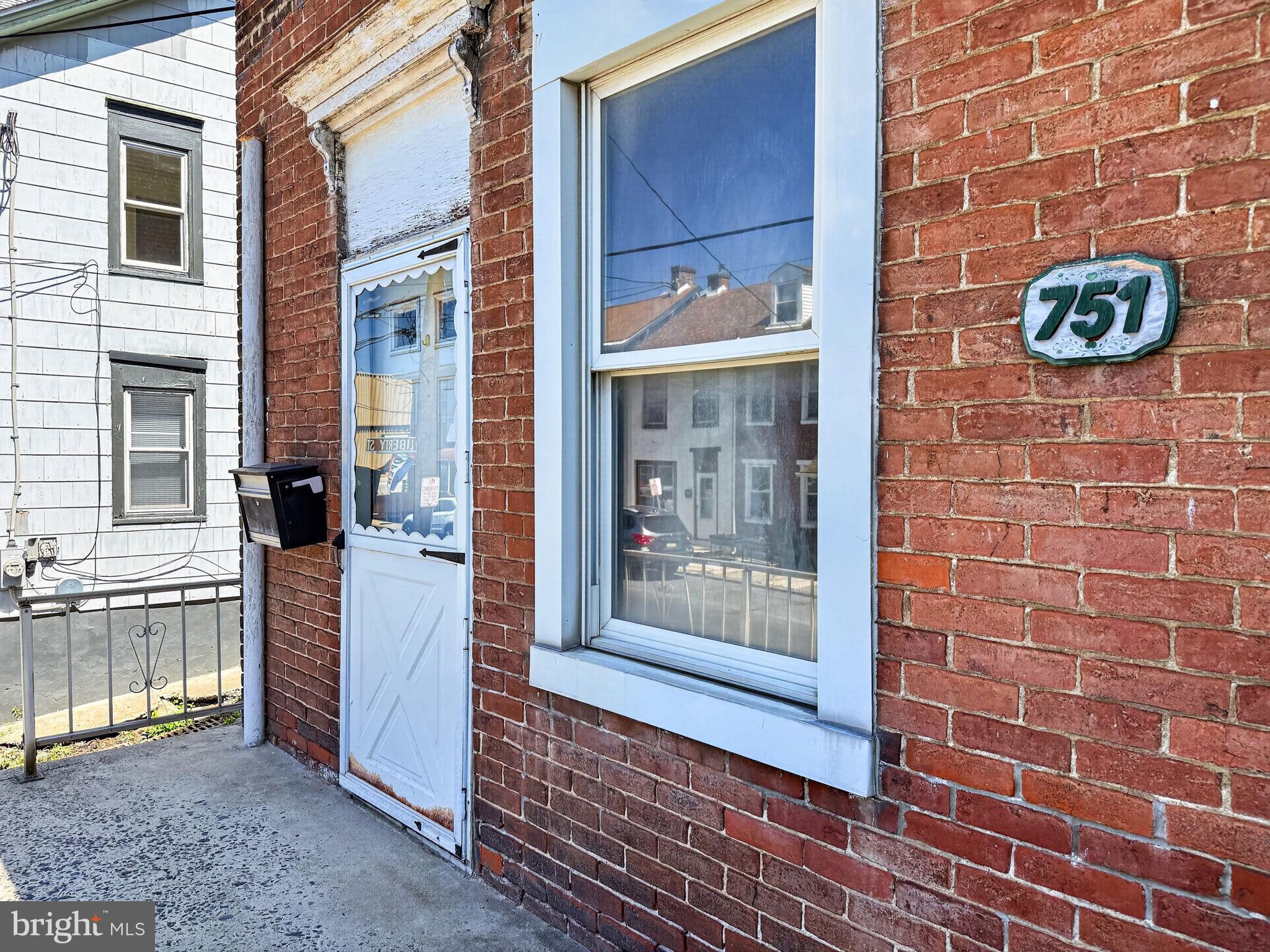 751 FRONT STREET