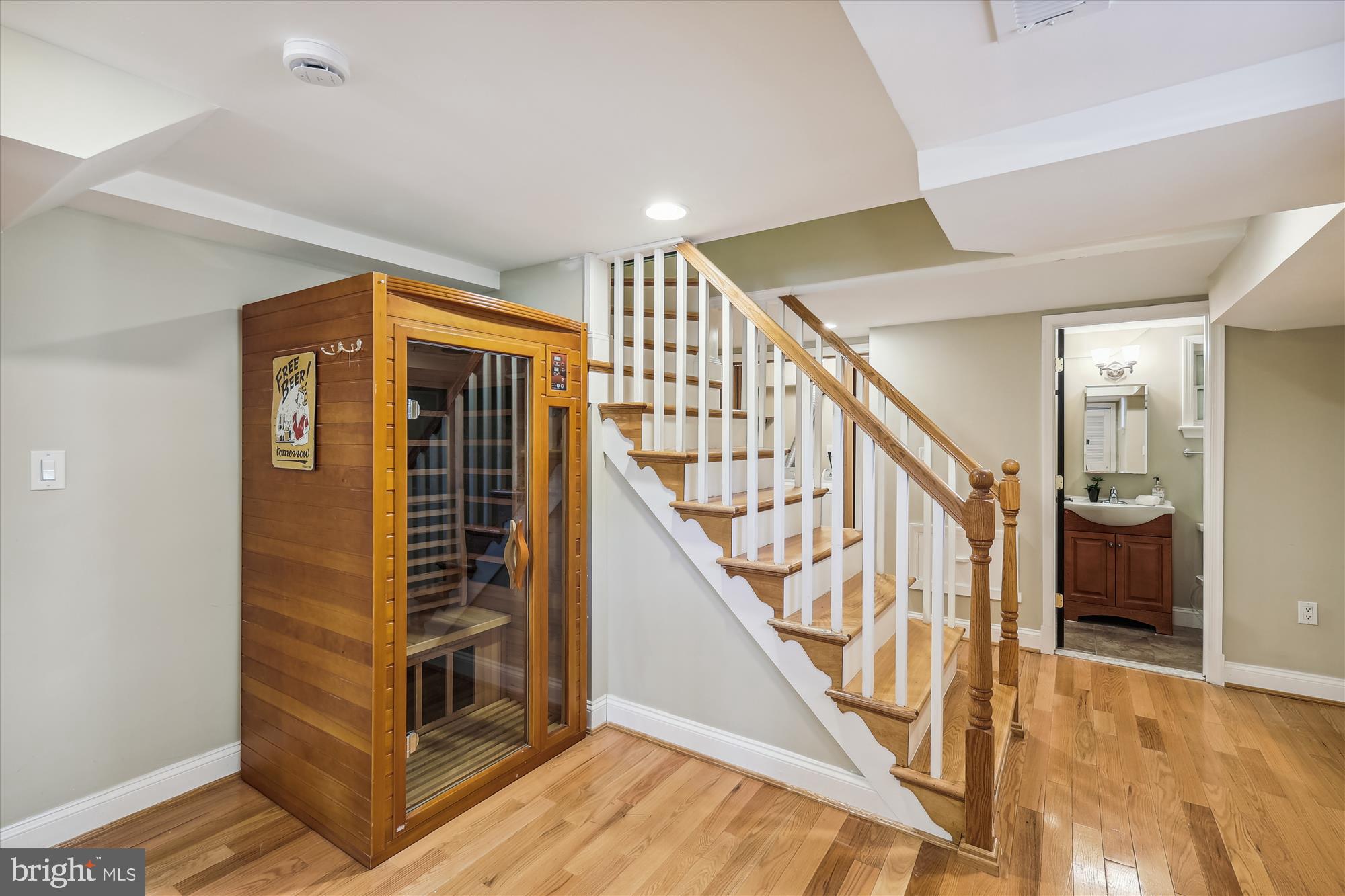 CHEVY CHASE TERRACE - Residential