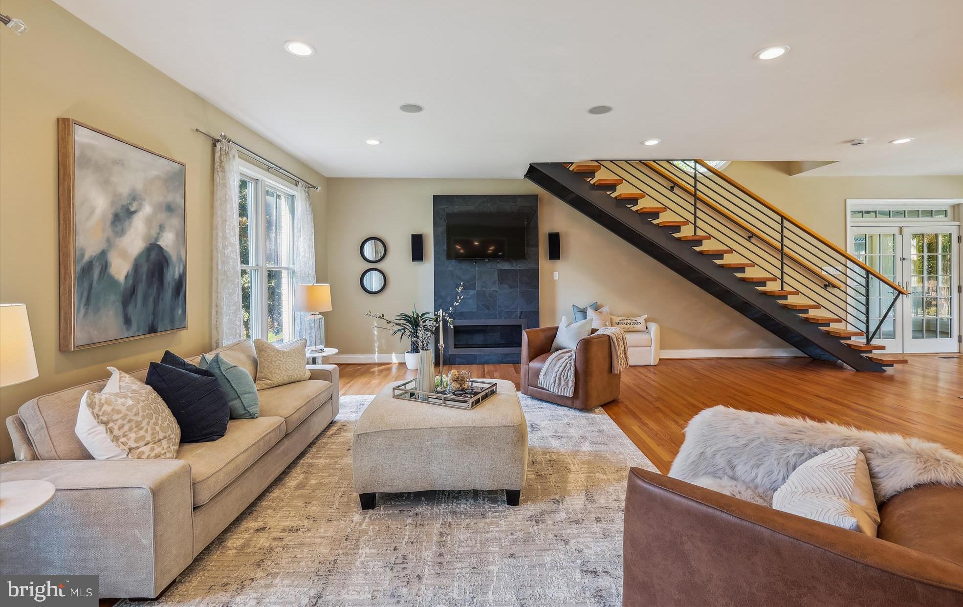 CHEVY CHASE TERRACE - Residential