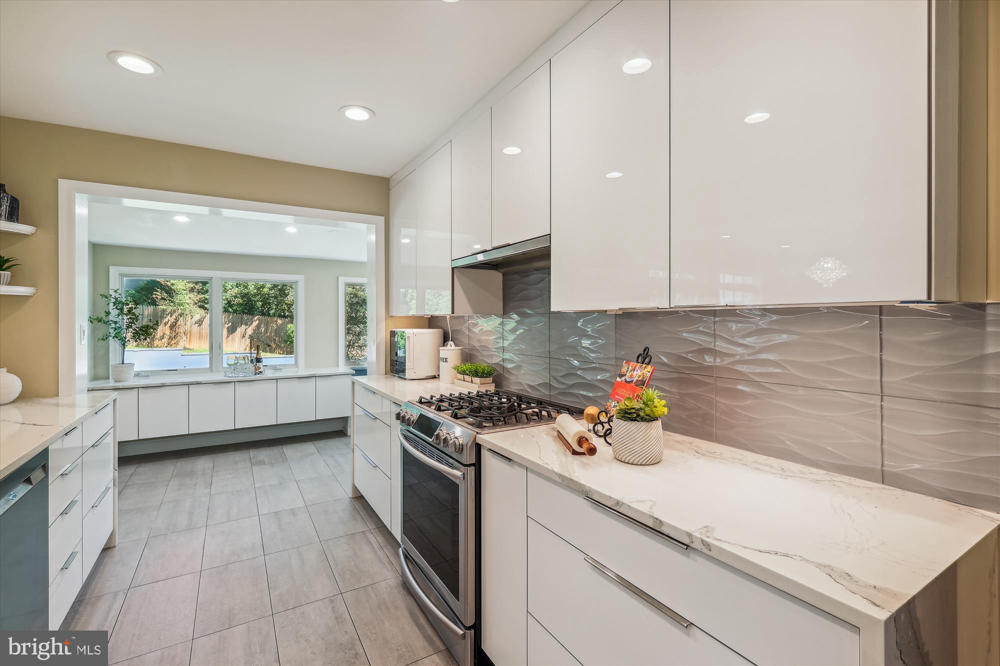 CHEVY CHASE TERRACE - Residential