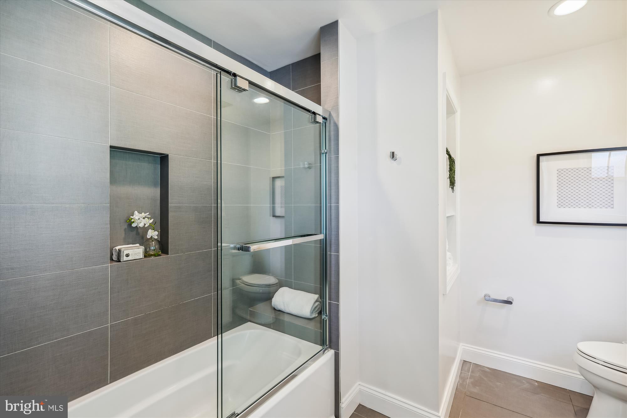 CHEVY CHASE TERRACE - Residential