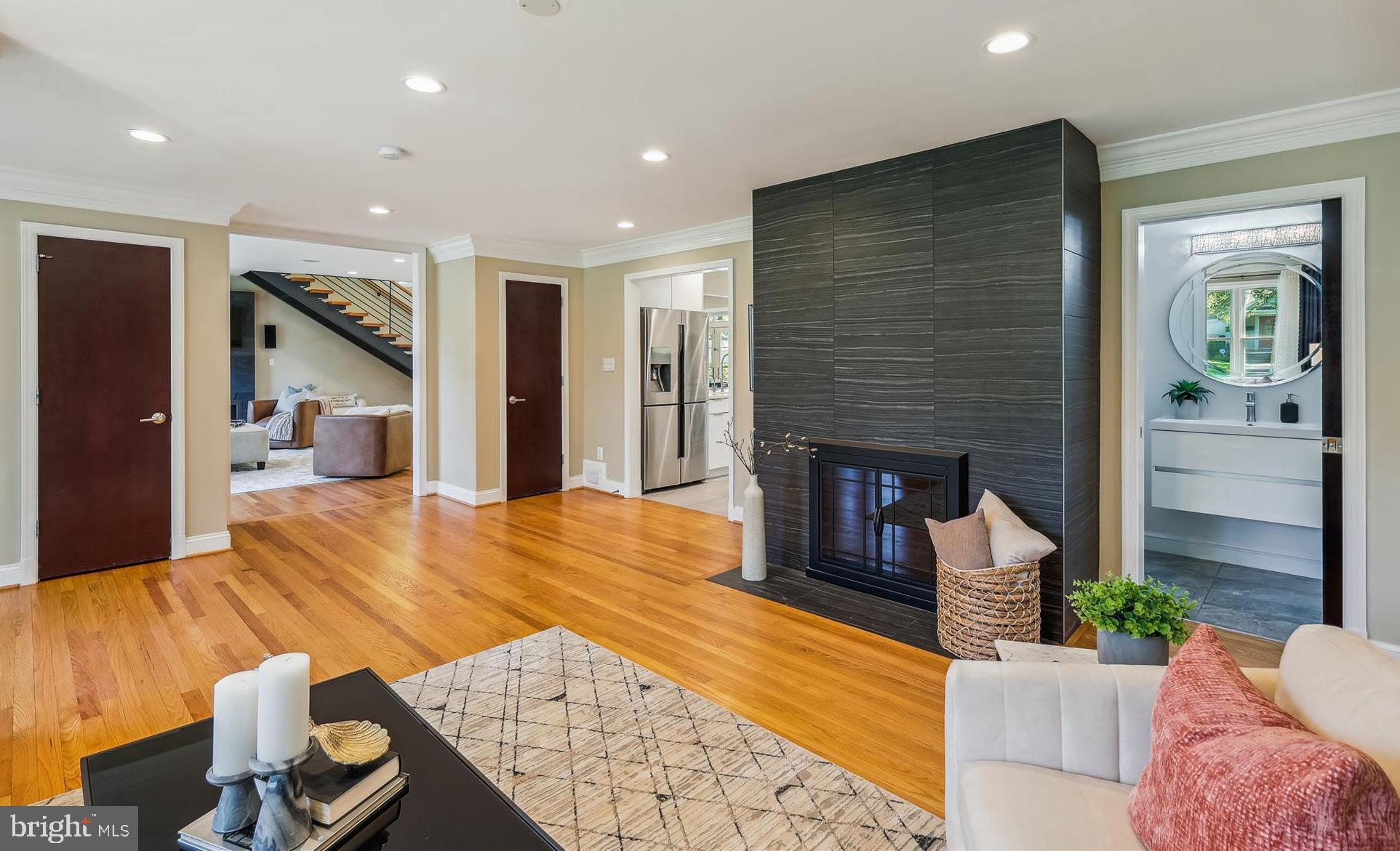 CHEVY CHASE TERRACE - Residential