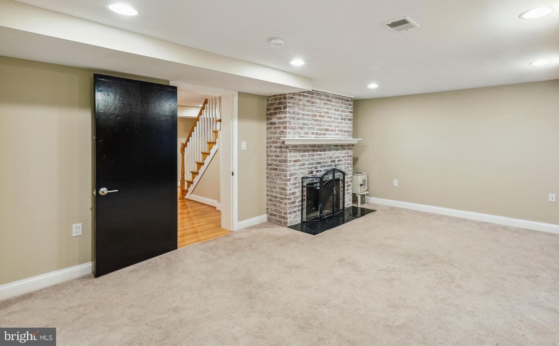 CHEVY CHASE TERRACE - Residential