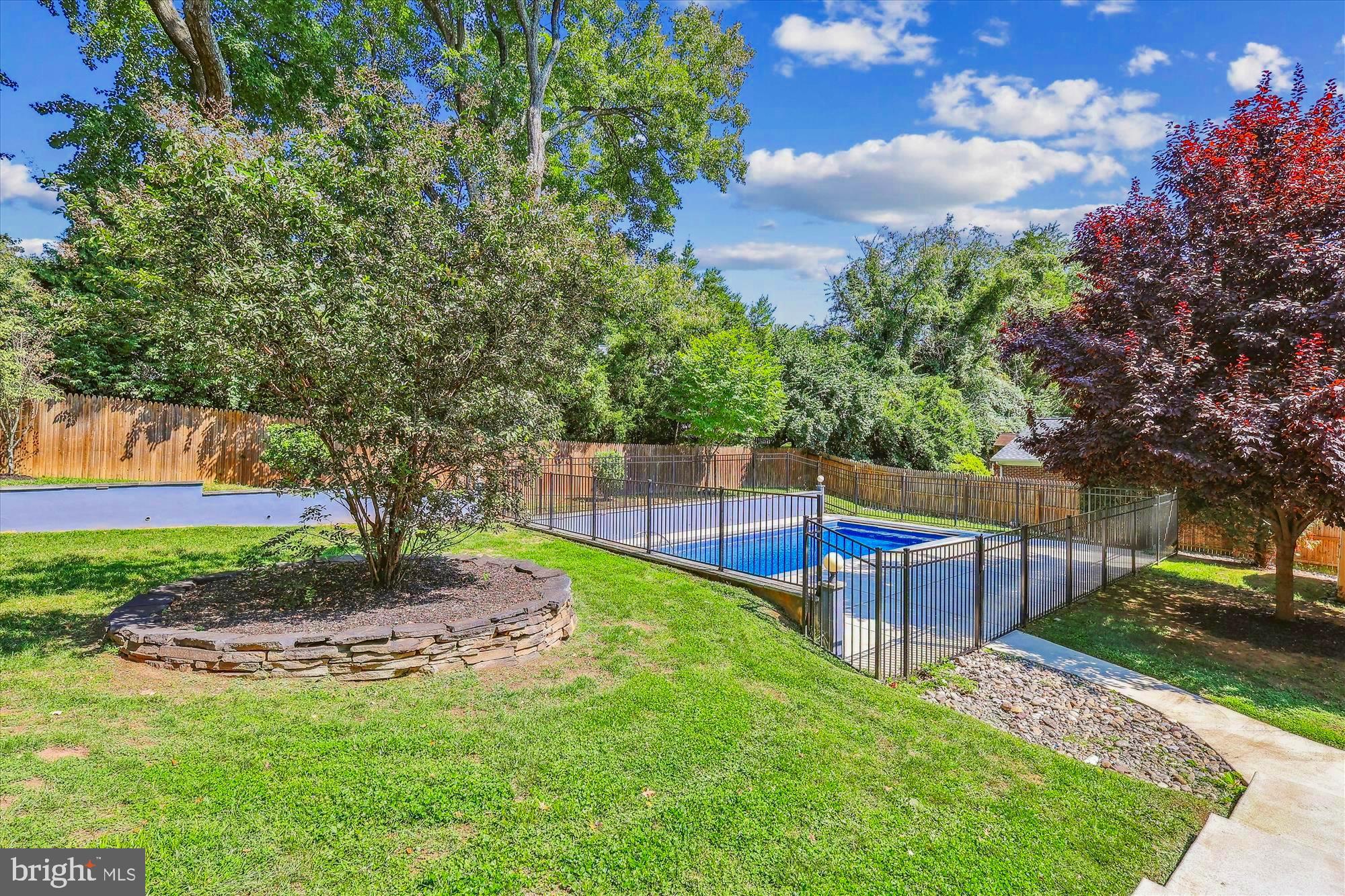 CHEVY CHASE TERRACE - Residential