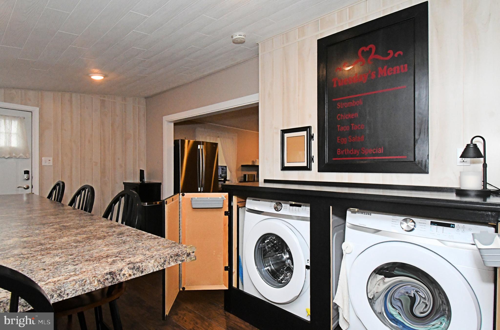 COLONIAL VIL - Residential