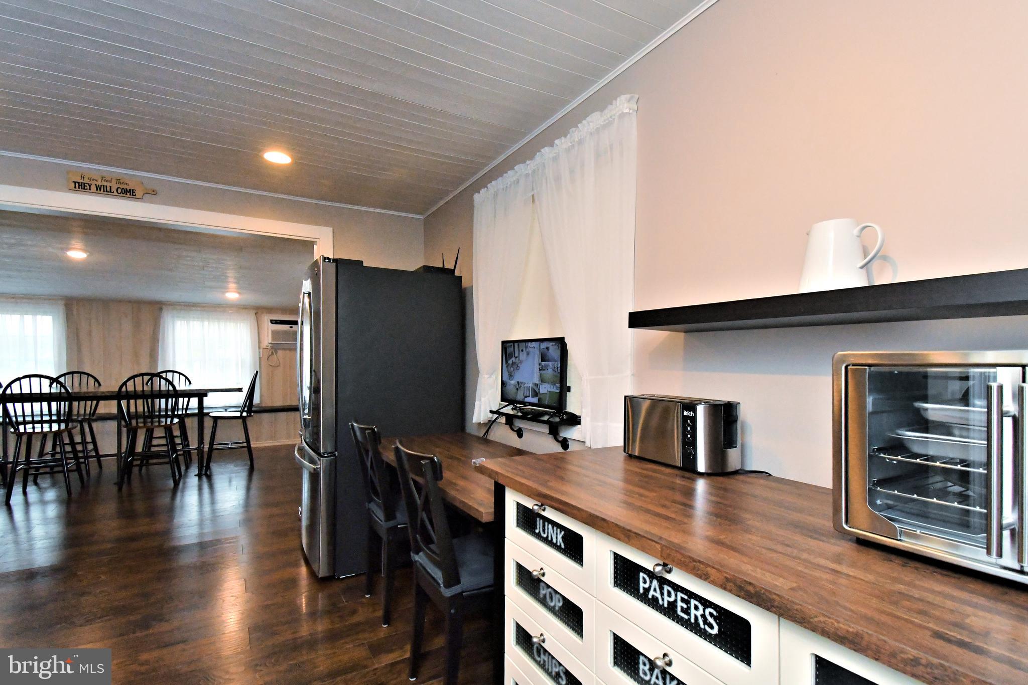 COLONIAL VIL - Residential