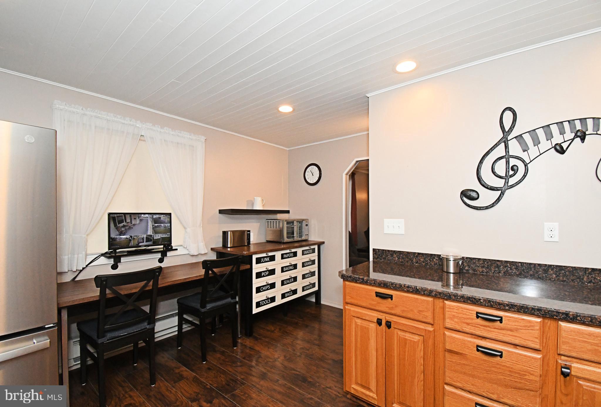 COLONIAL VIL - Residential