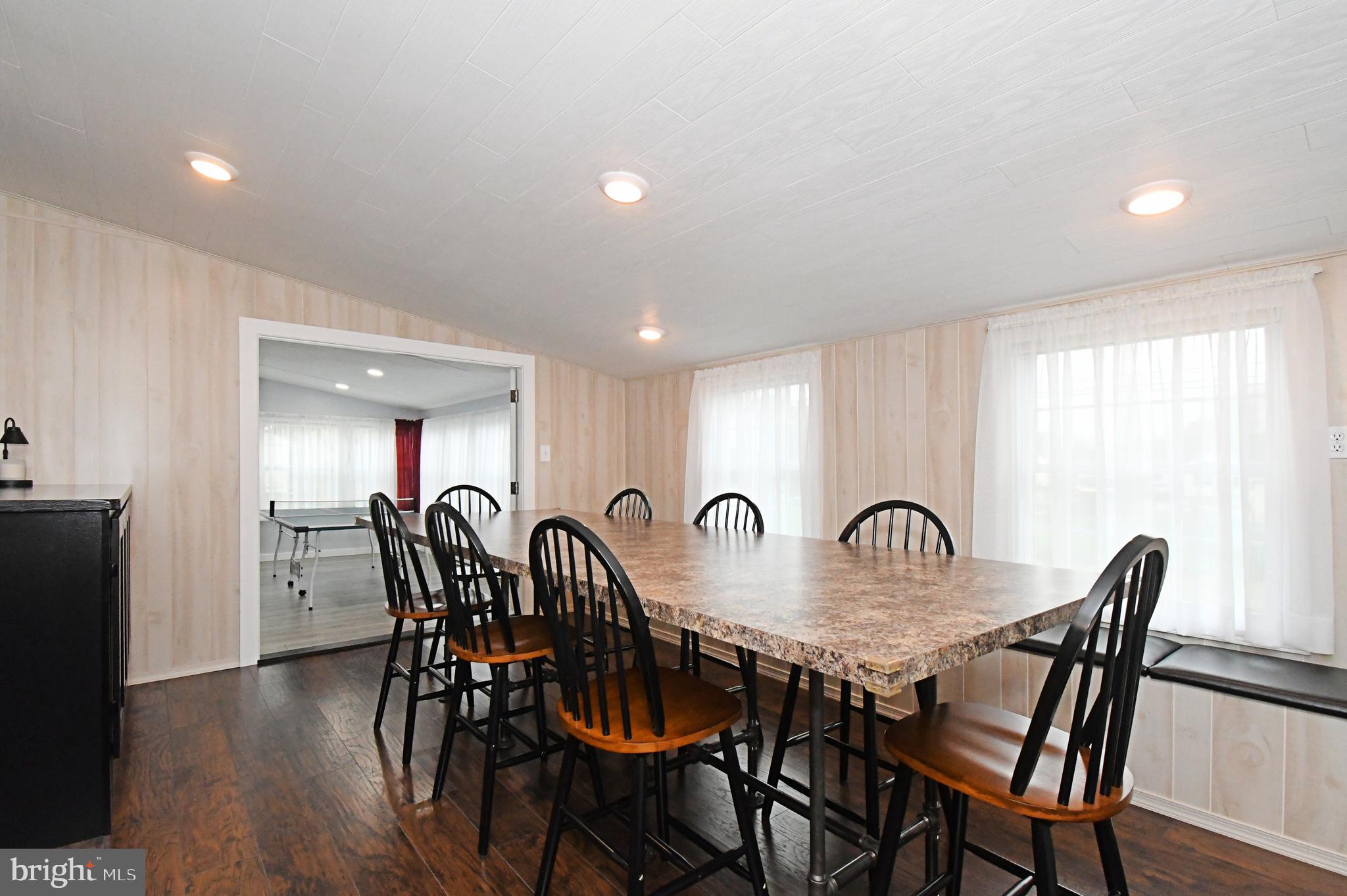 COLONIAL VIL - Residential