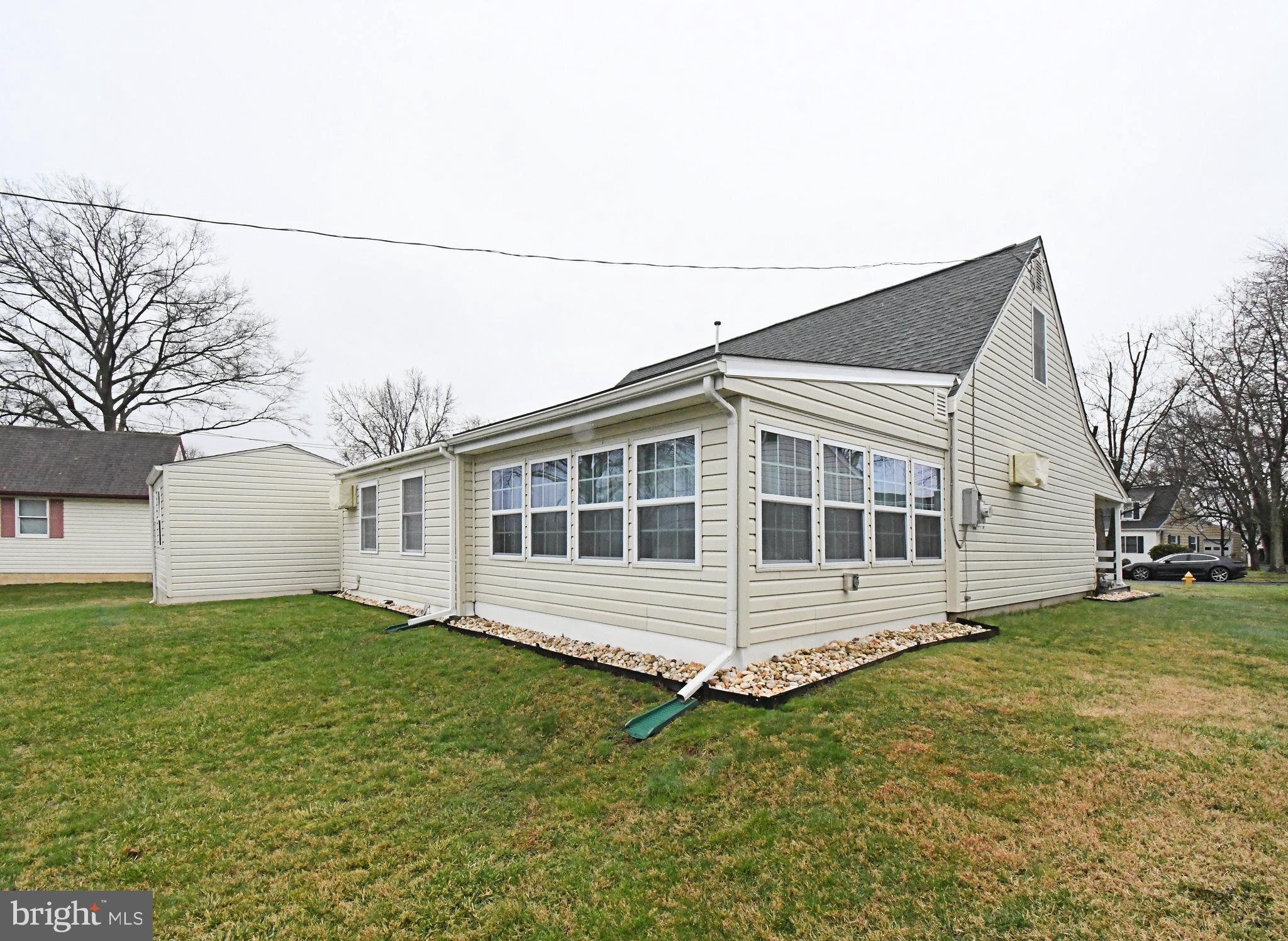 COLONIAL VIL - Residential