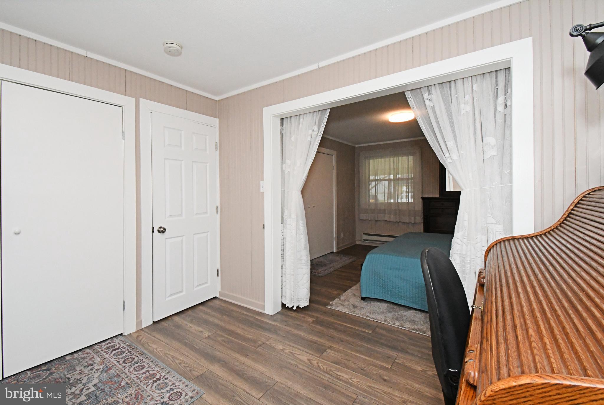 COLONIAL VIL - Residential