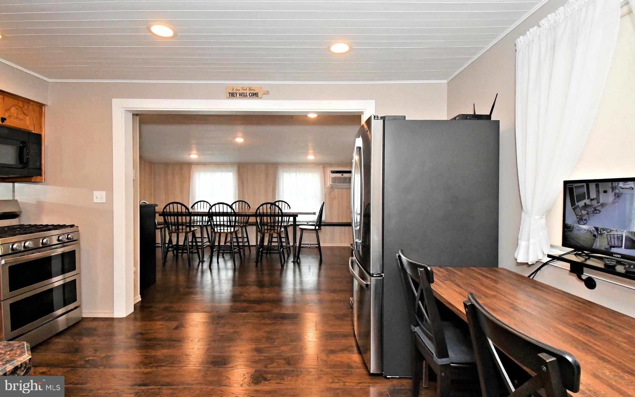 COLONIAL VIL - Residential