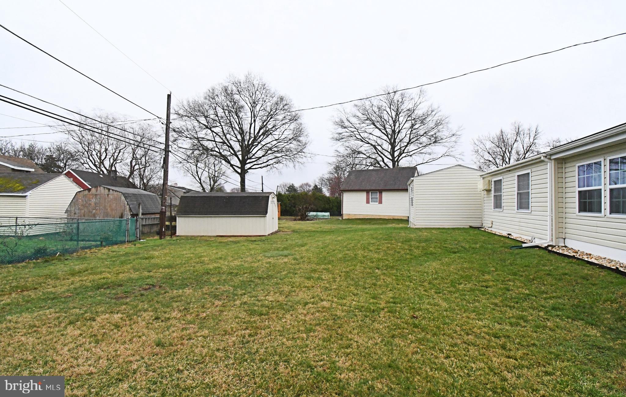 COLONIAL VIL - Residential