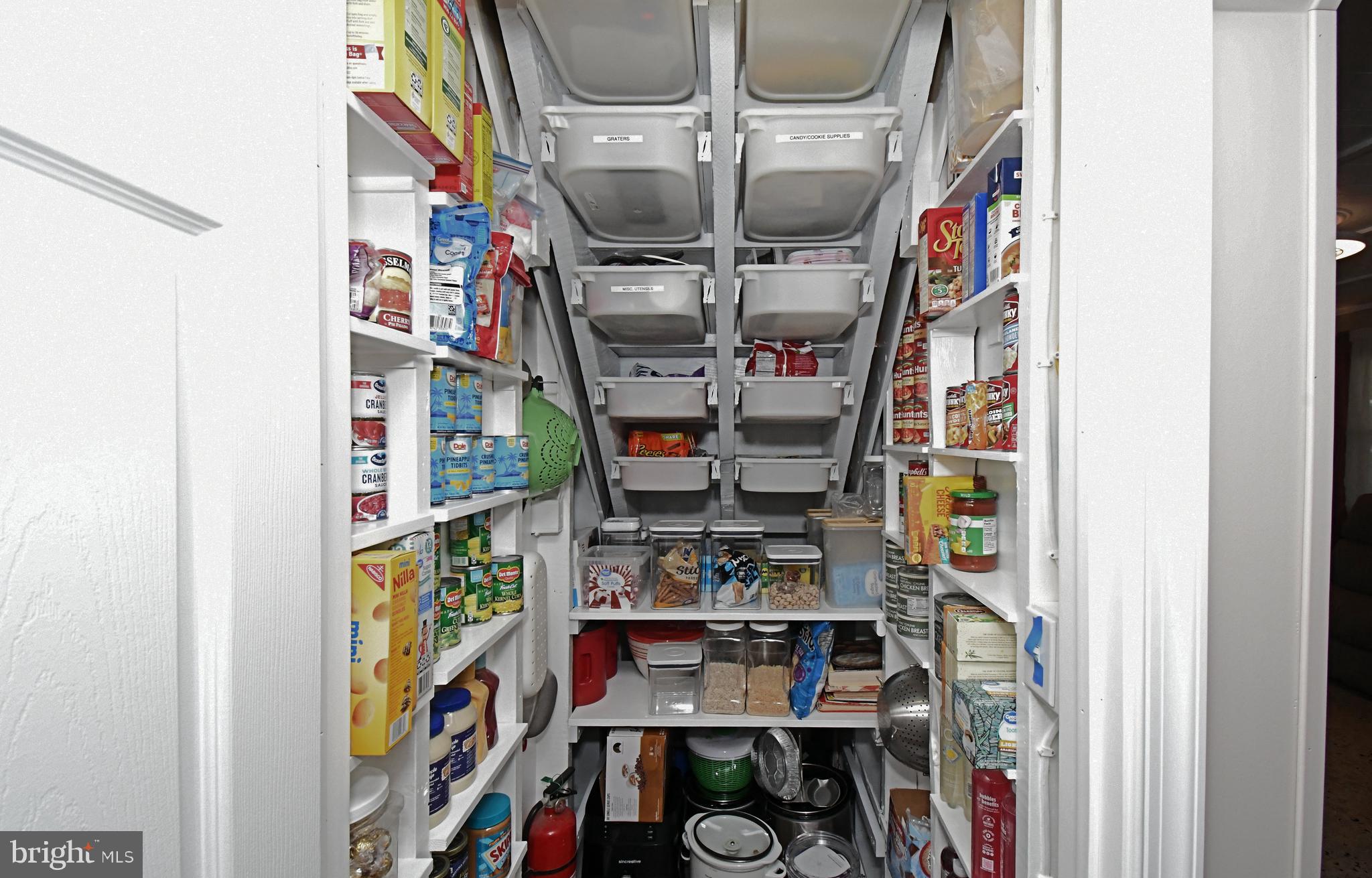 COLONIAL VIL - Residential