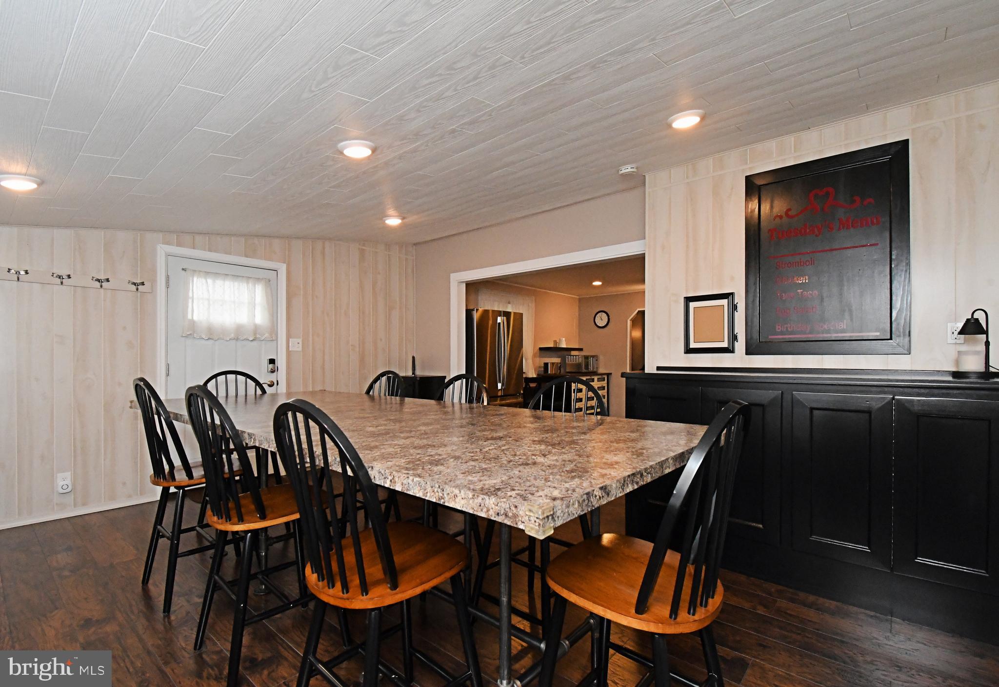 COLONIAL VIL - Residential