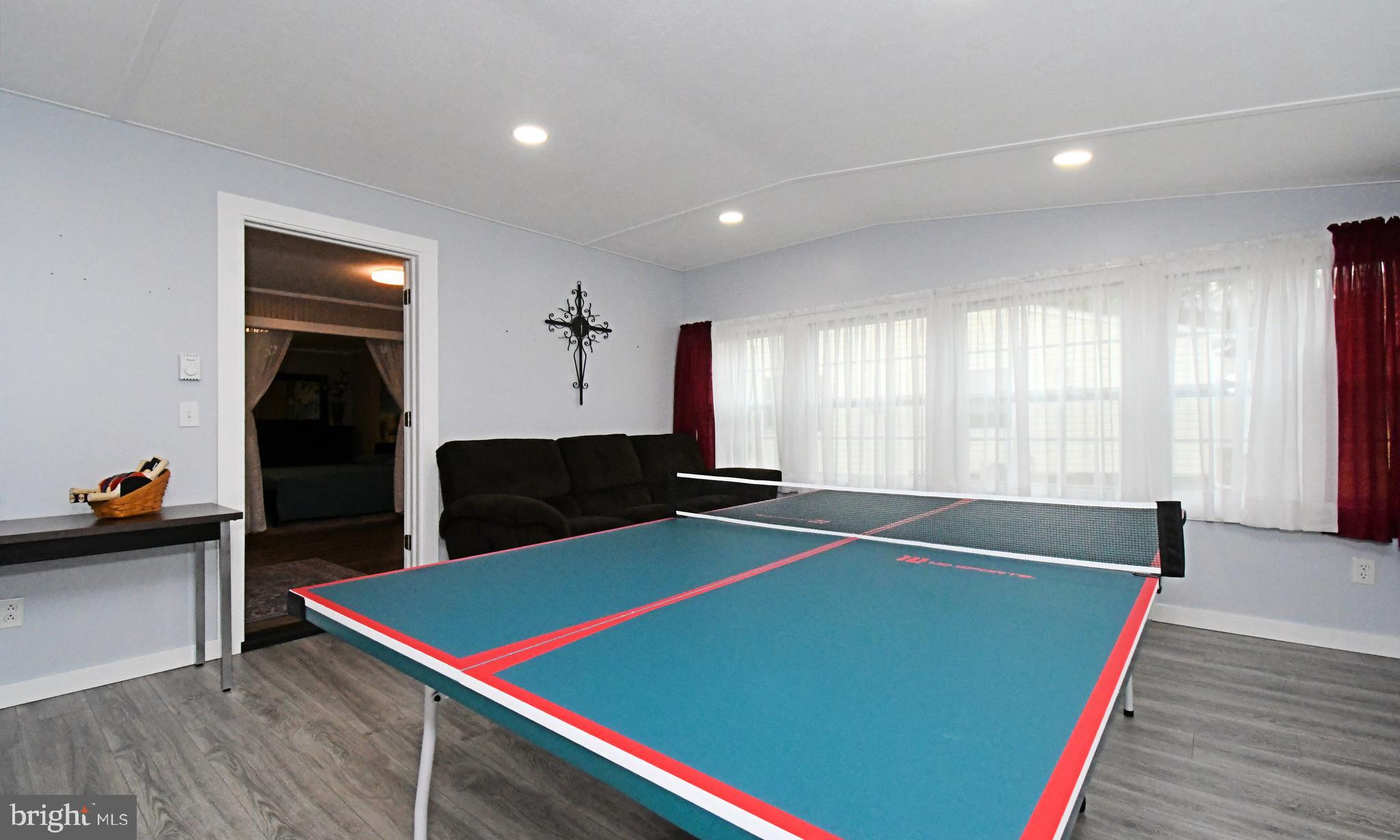 COLONIAL VIL - Residential