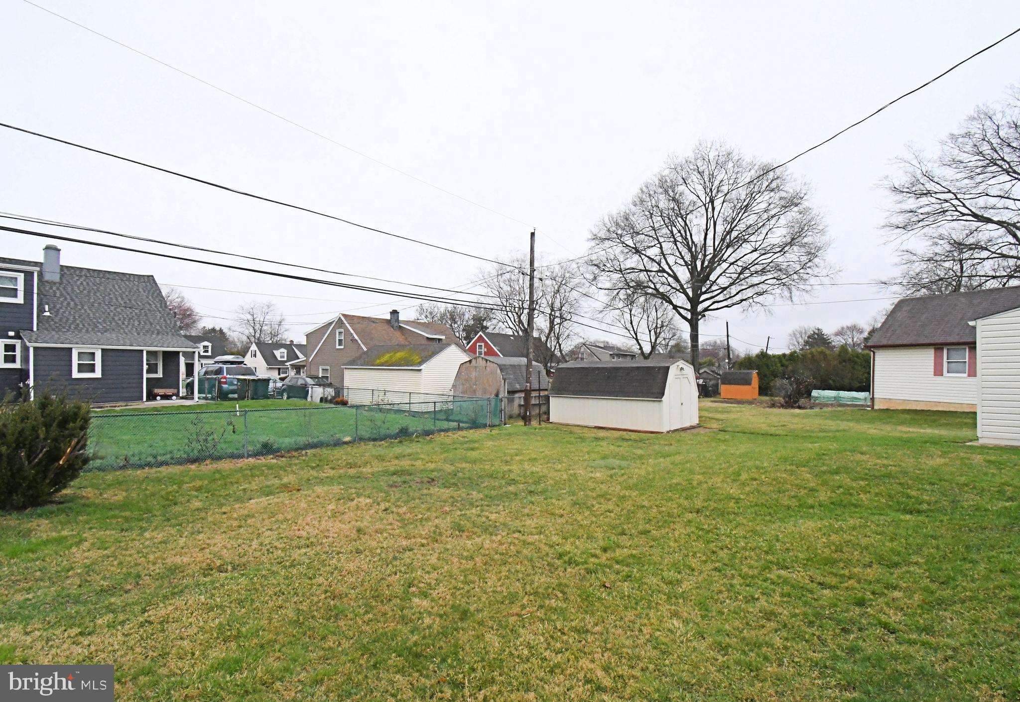 COLONIAL VIL - Residential