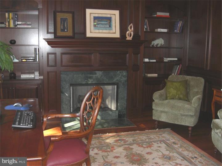 WYNDMOOR - Residential