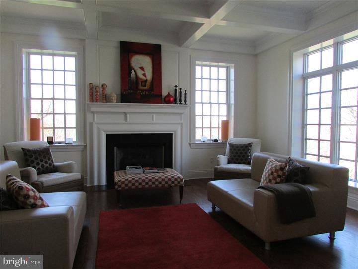 WYNDMOOR - Residential