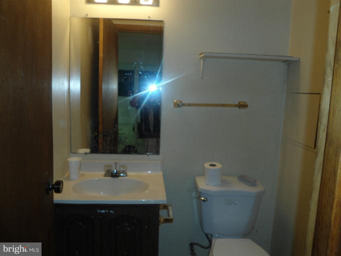 VILLA DEL REY - Residential Lease