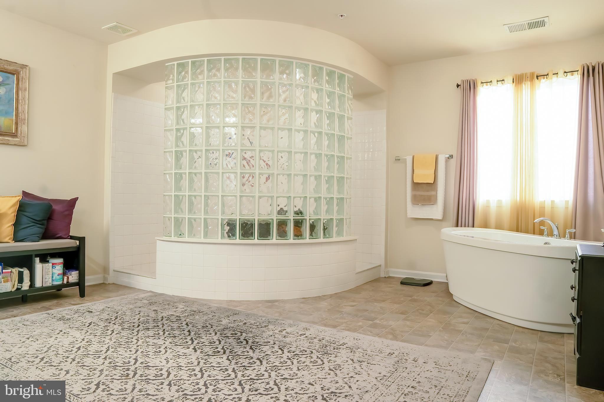 SURRATTS CROSSING - Residential