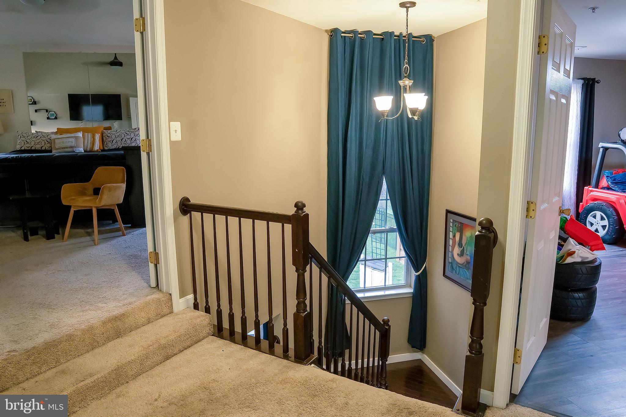 SURRATTS CROSSING - Residential