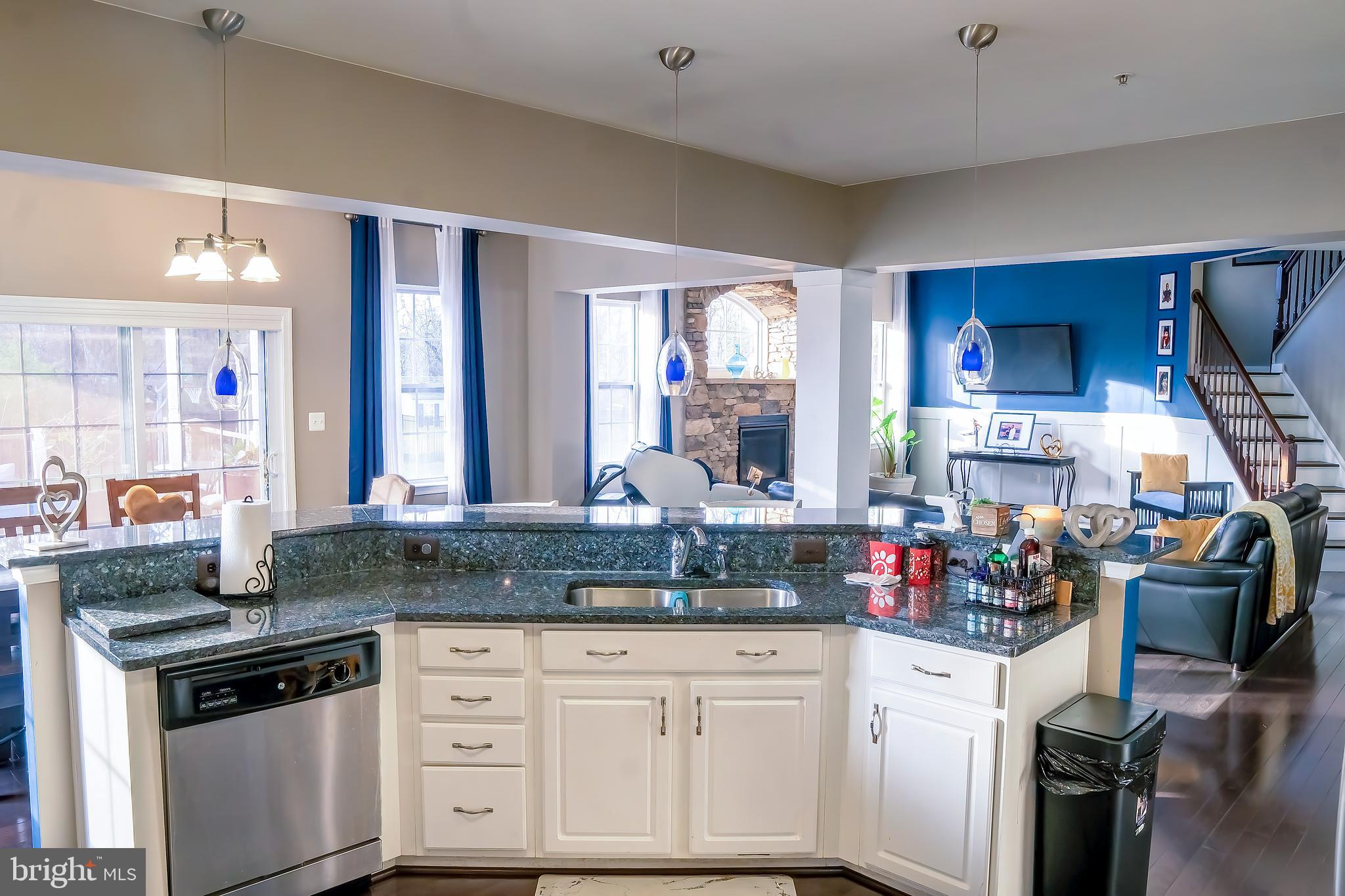 SURRATTS CROSSING - Residential