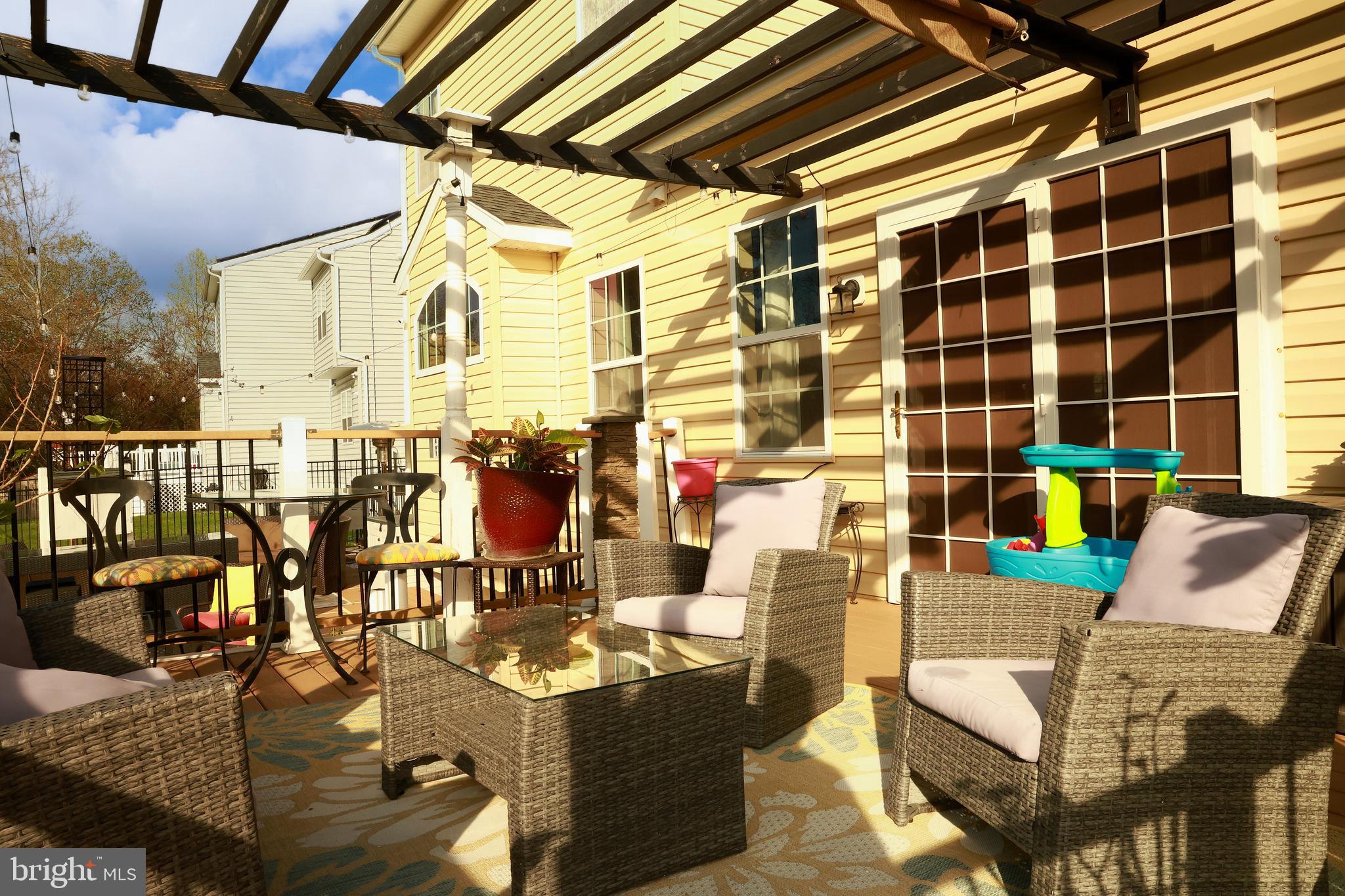 SURRATTS CROSSING - Residential