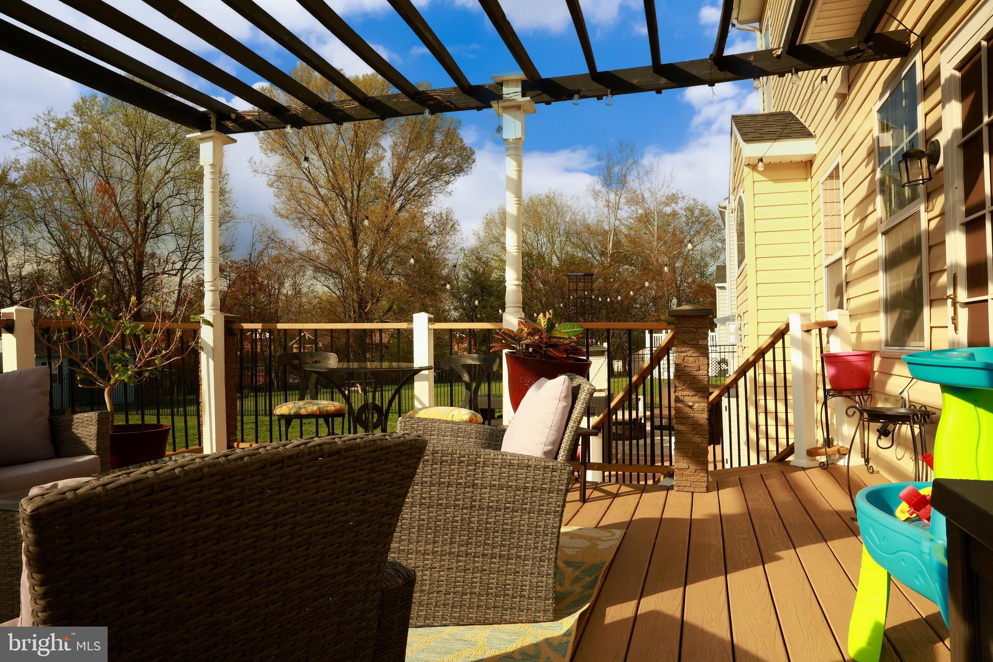 SURRATTS CROSSING - Residential