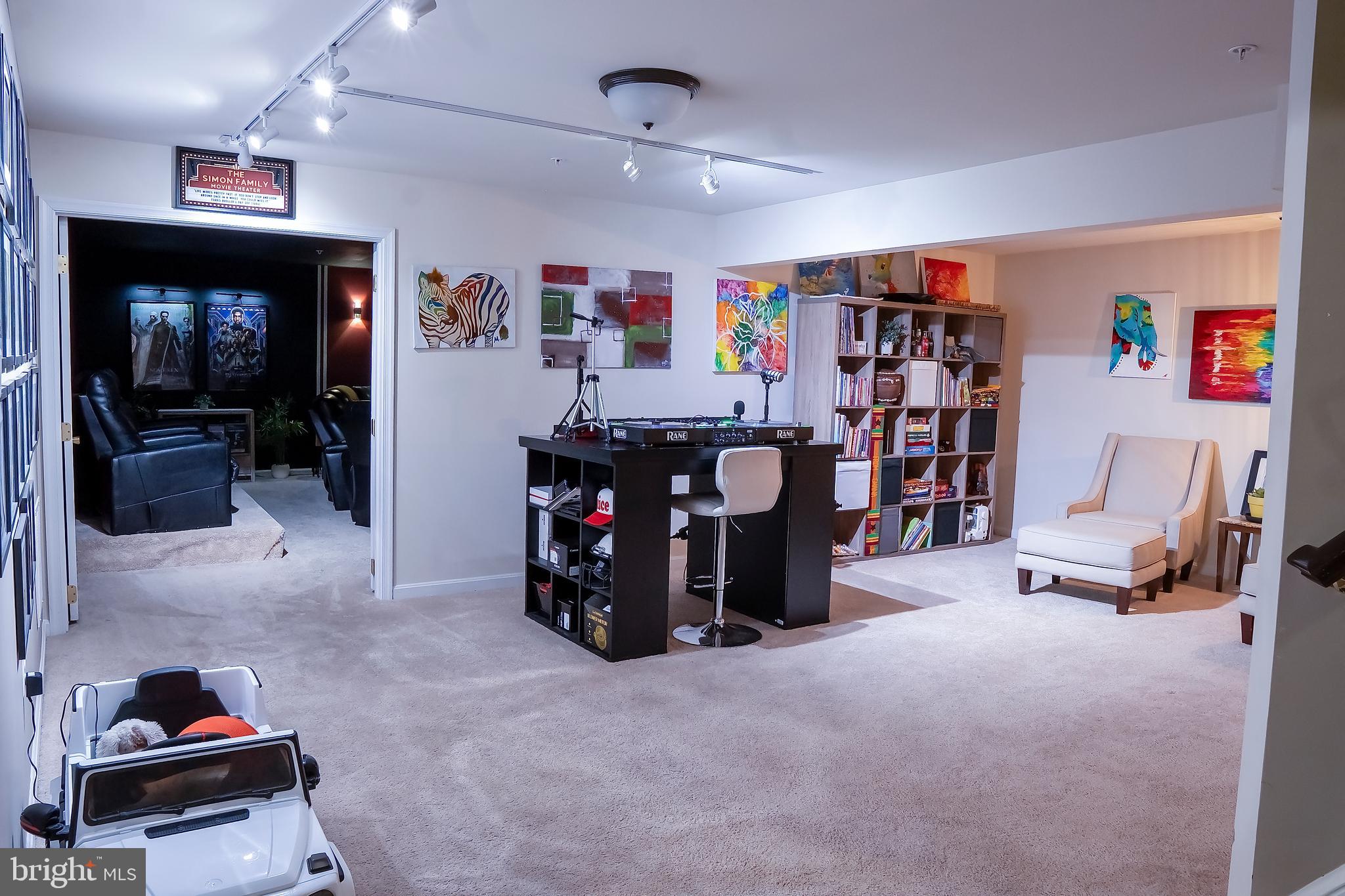 SURRATTS CROSSING - Residential