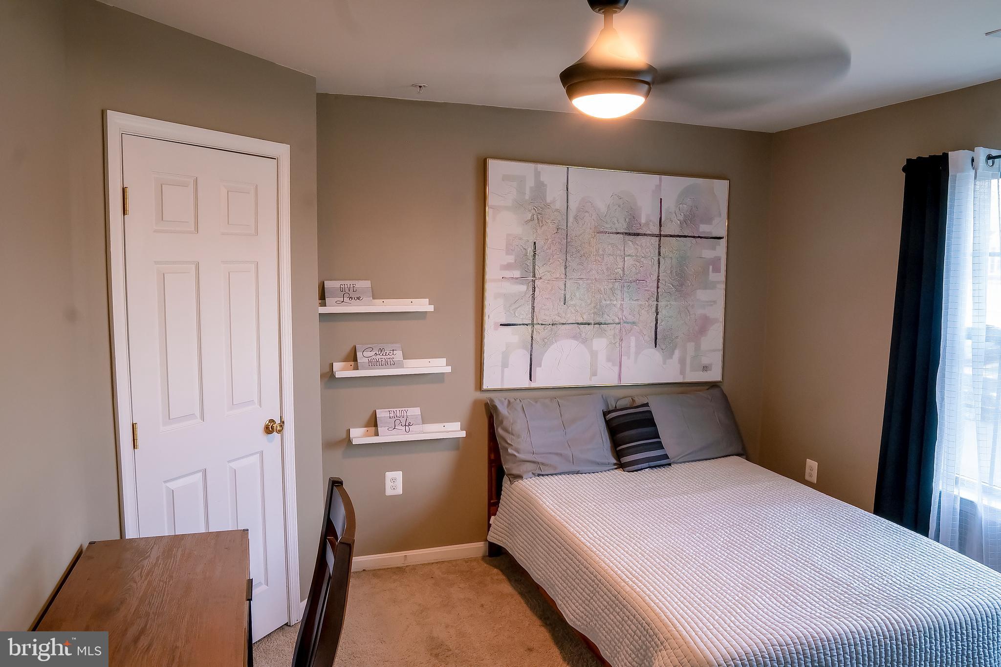 SURRATTS CROSSING - Residential