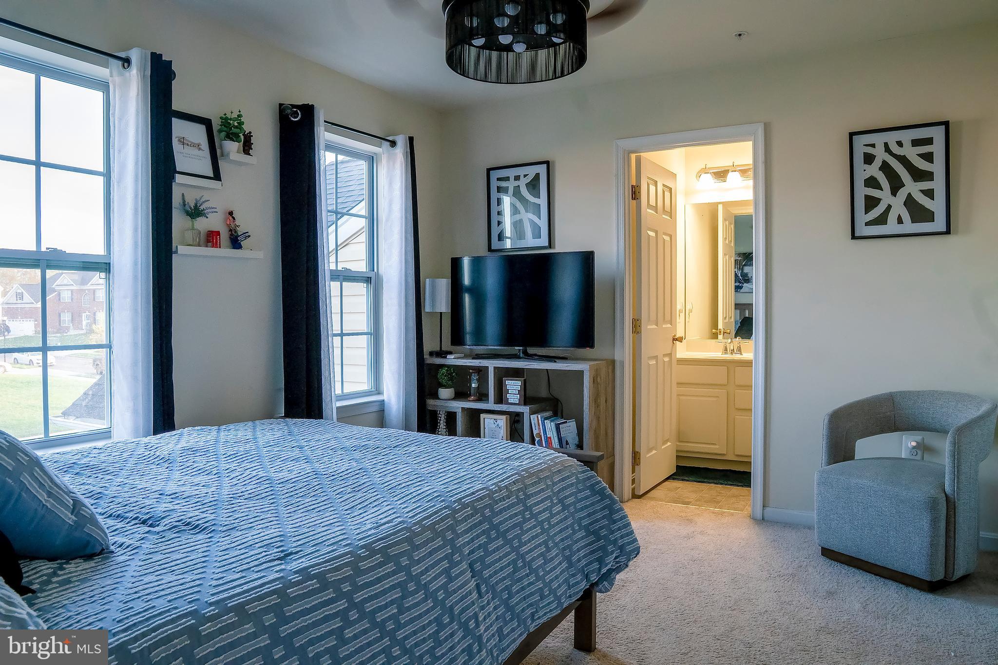 SURRATTS CROSSING - Residential