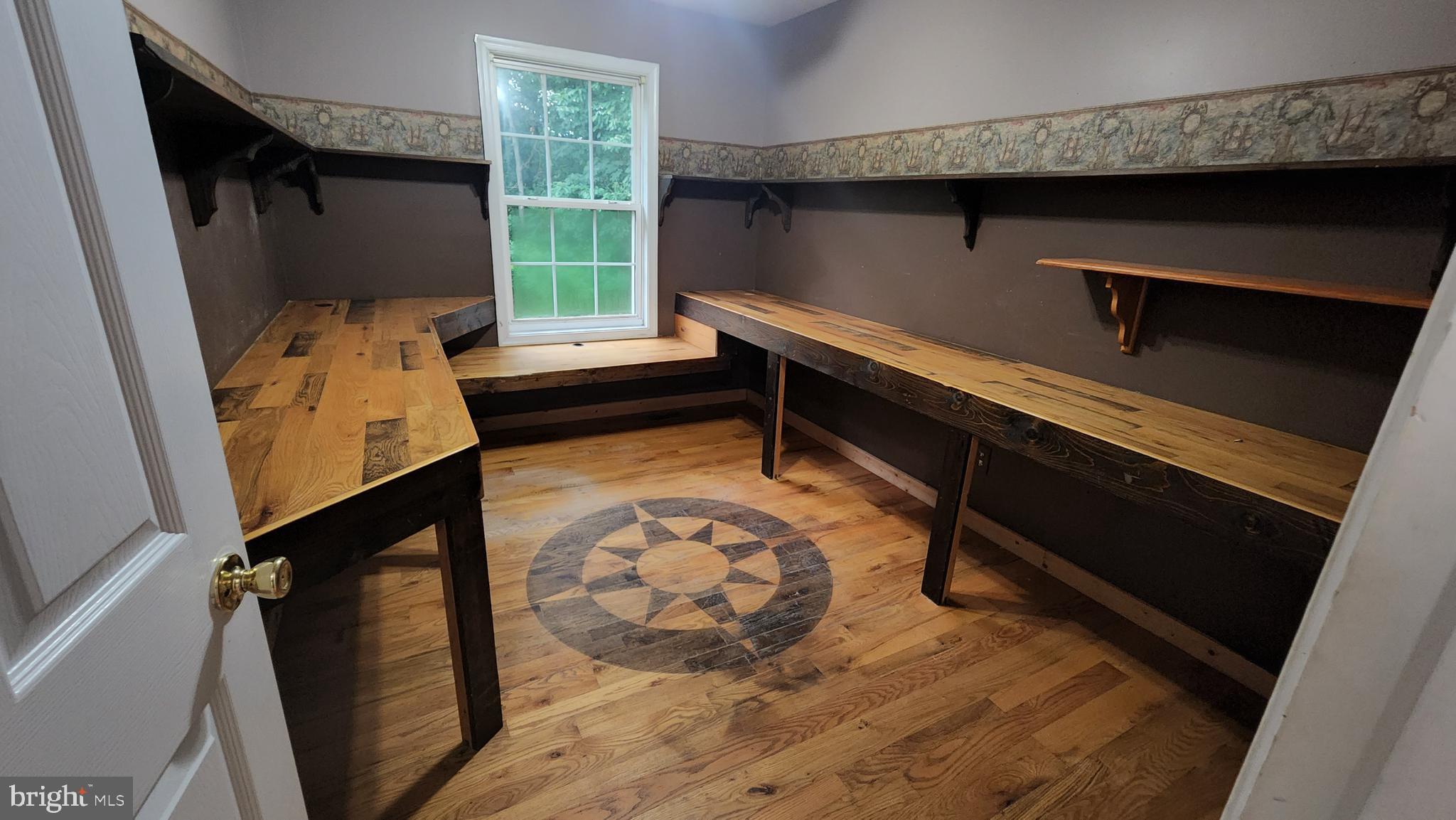 BUNKER HILL HEIGHTS - Residential