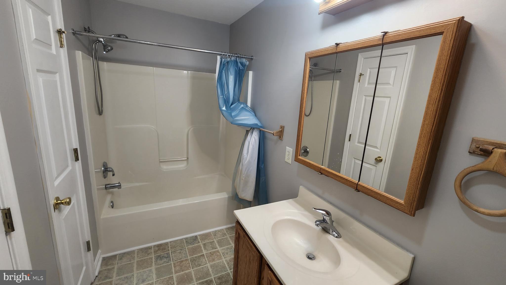 BUNKER HILL HEIGHTS - Residential