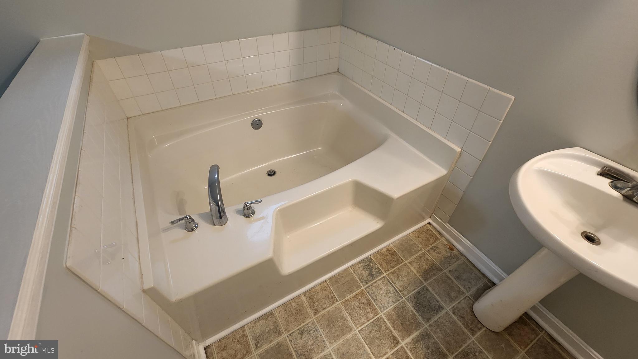 BUNKER HILL HEIGHTS - Residential