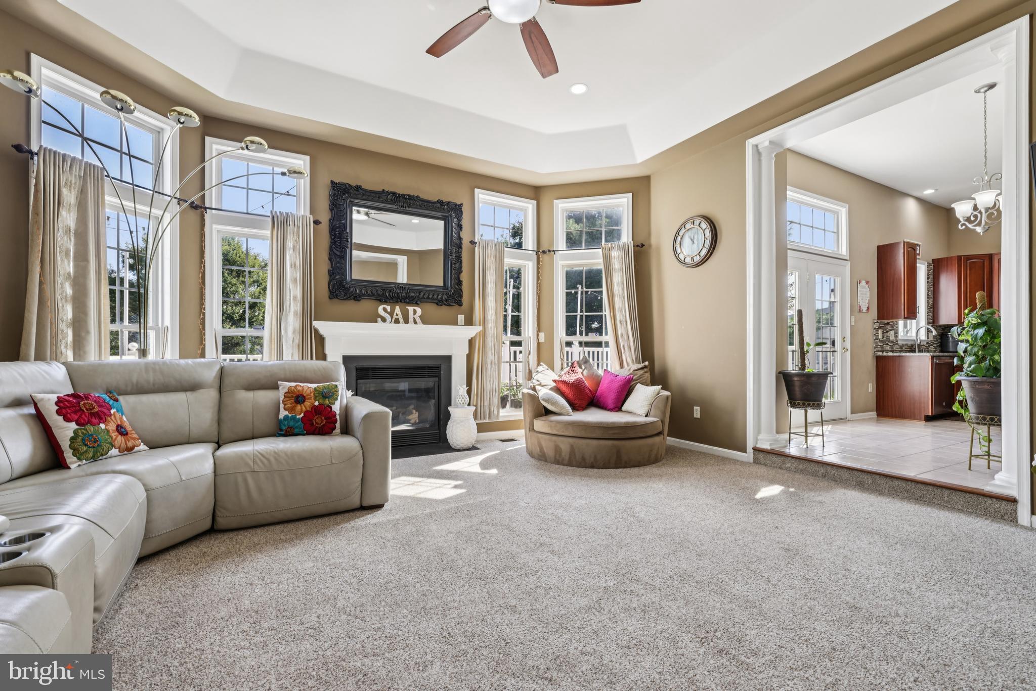 HOLLIFIELD ESTATES - Residential