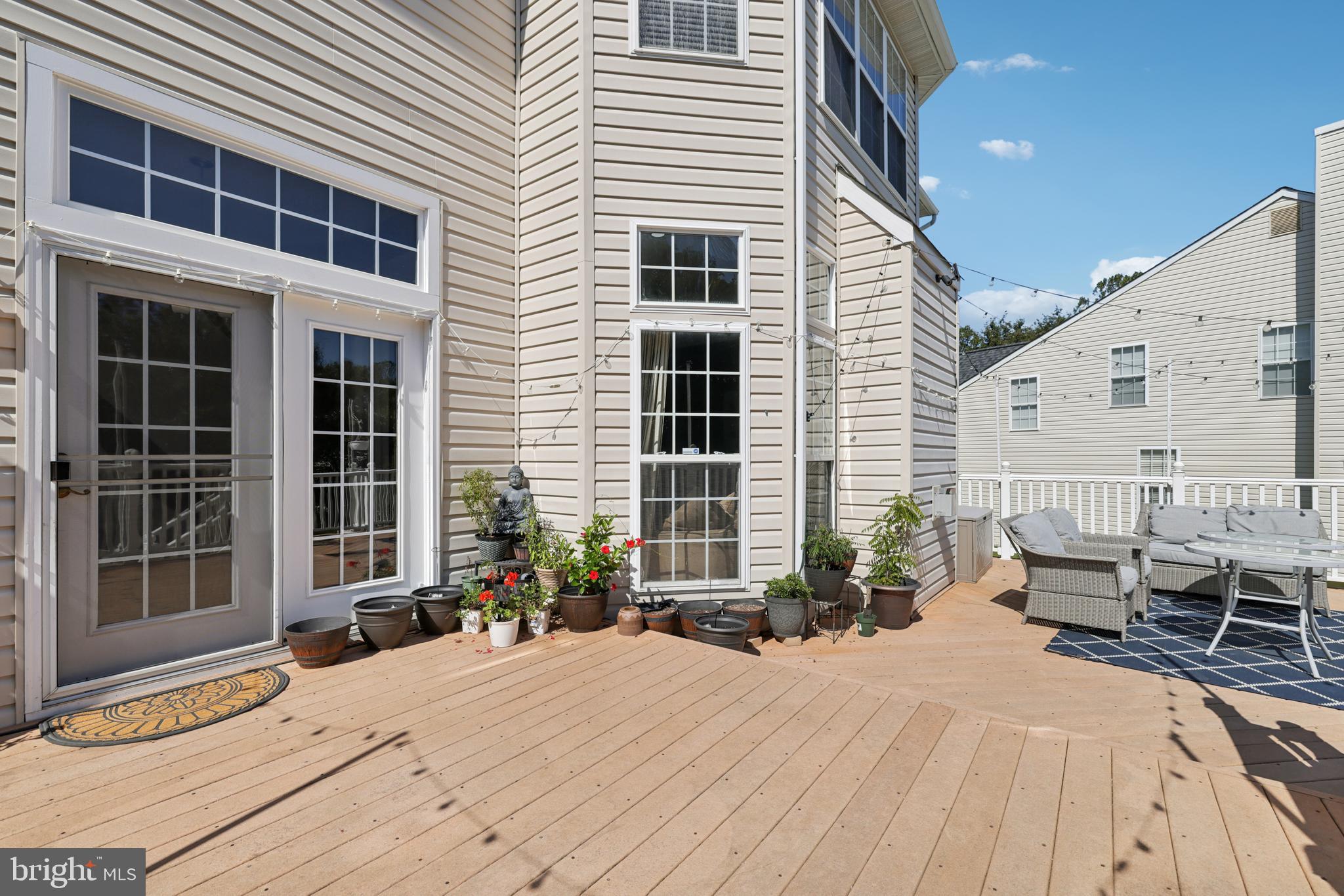 HOLLIFIELD ESTATES - Residential